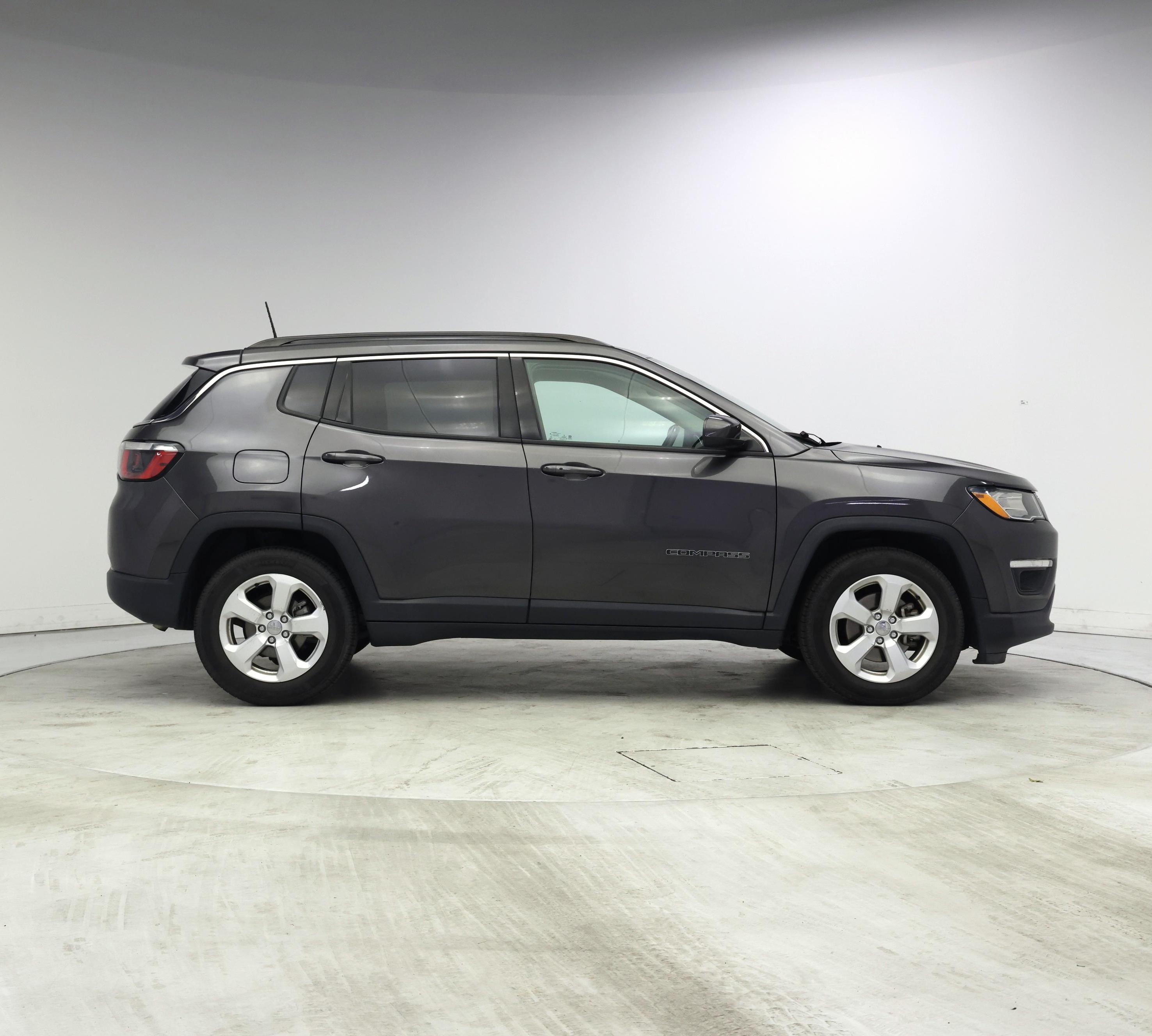 Thumbnail: 2020 Jeep Compass - 7