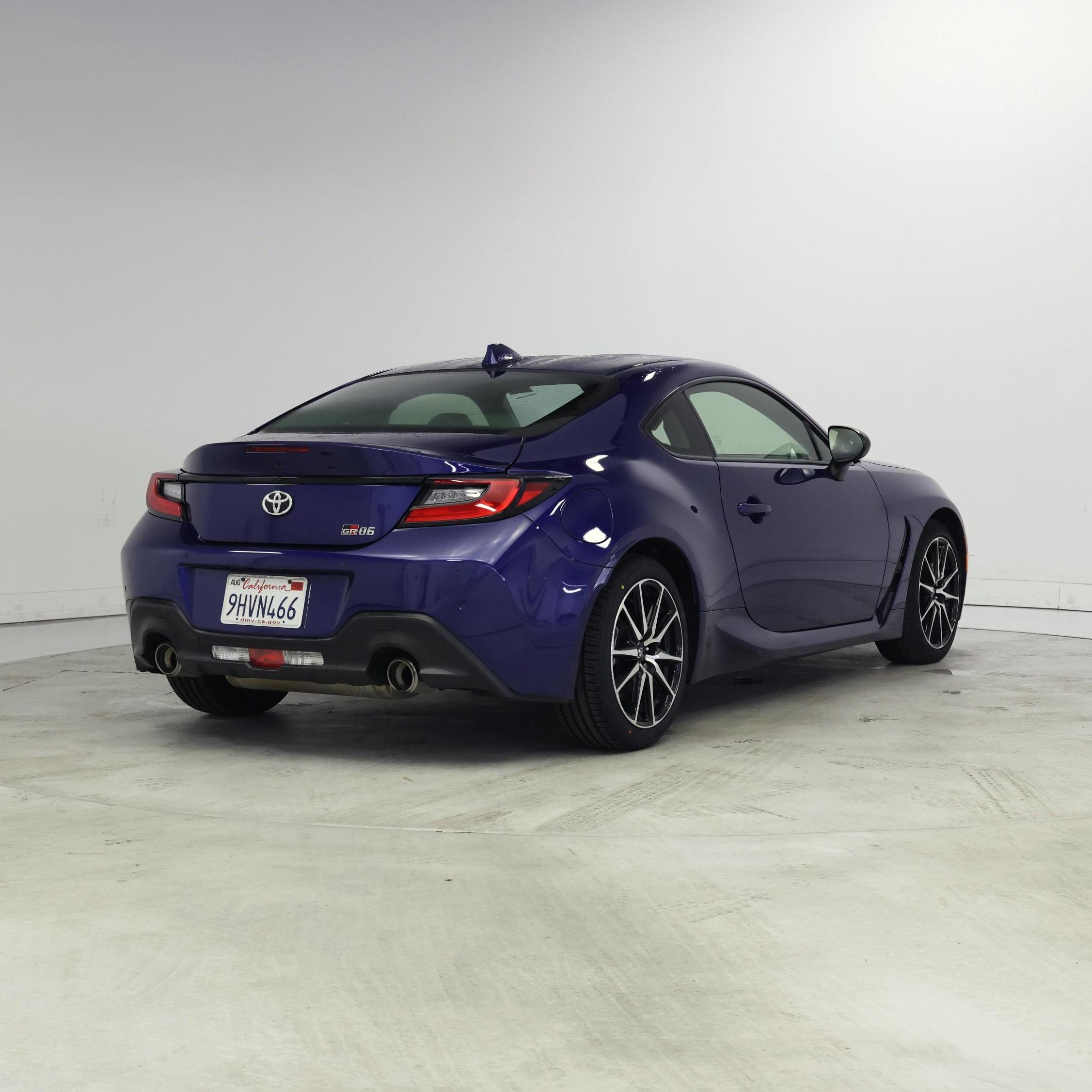 Thumbnail: 2023 Toyota GR86 - 8