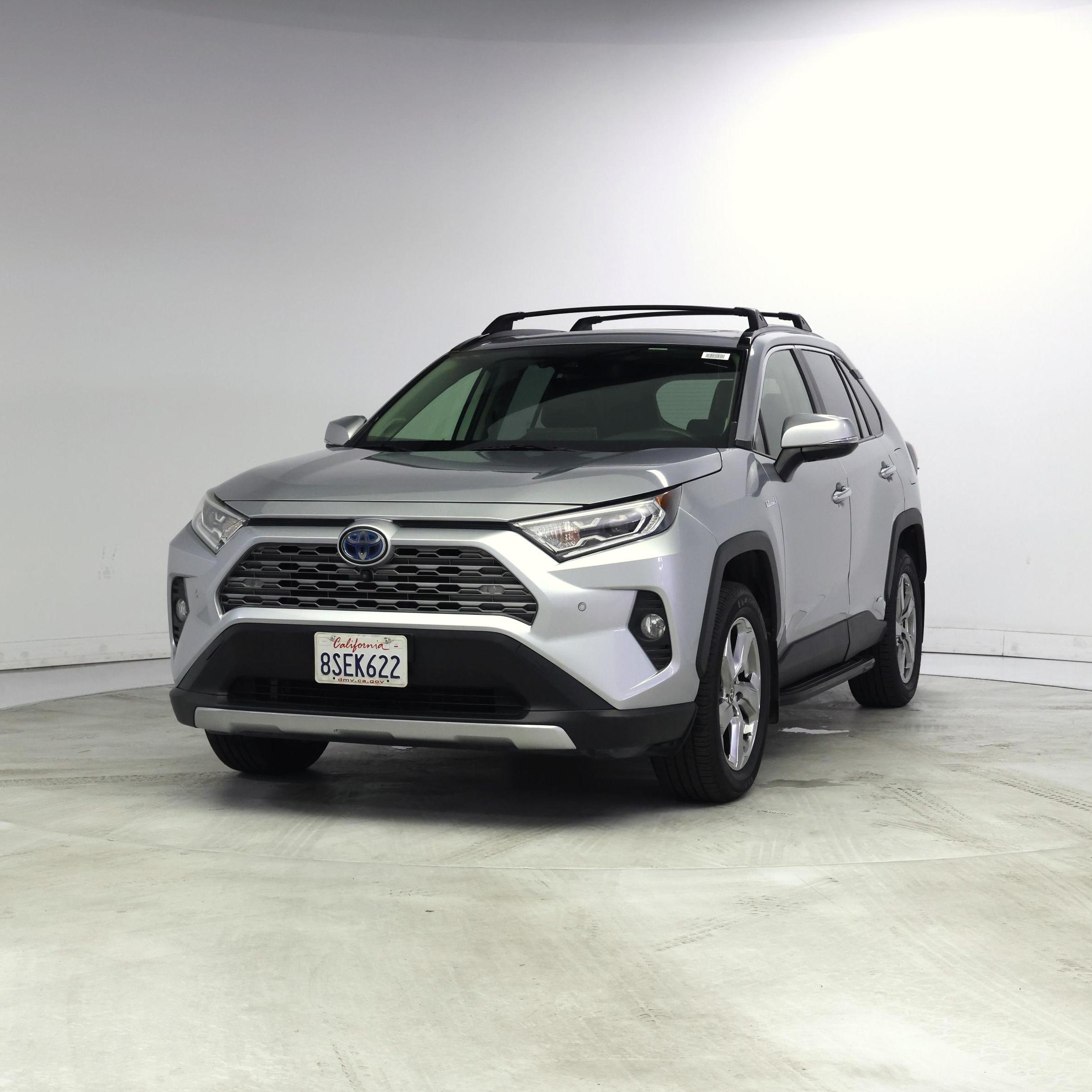 Thumbnail: 2020 Toyota RAV4 - 4