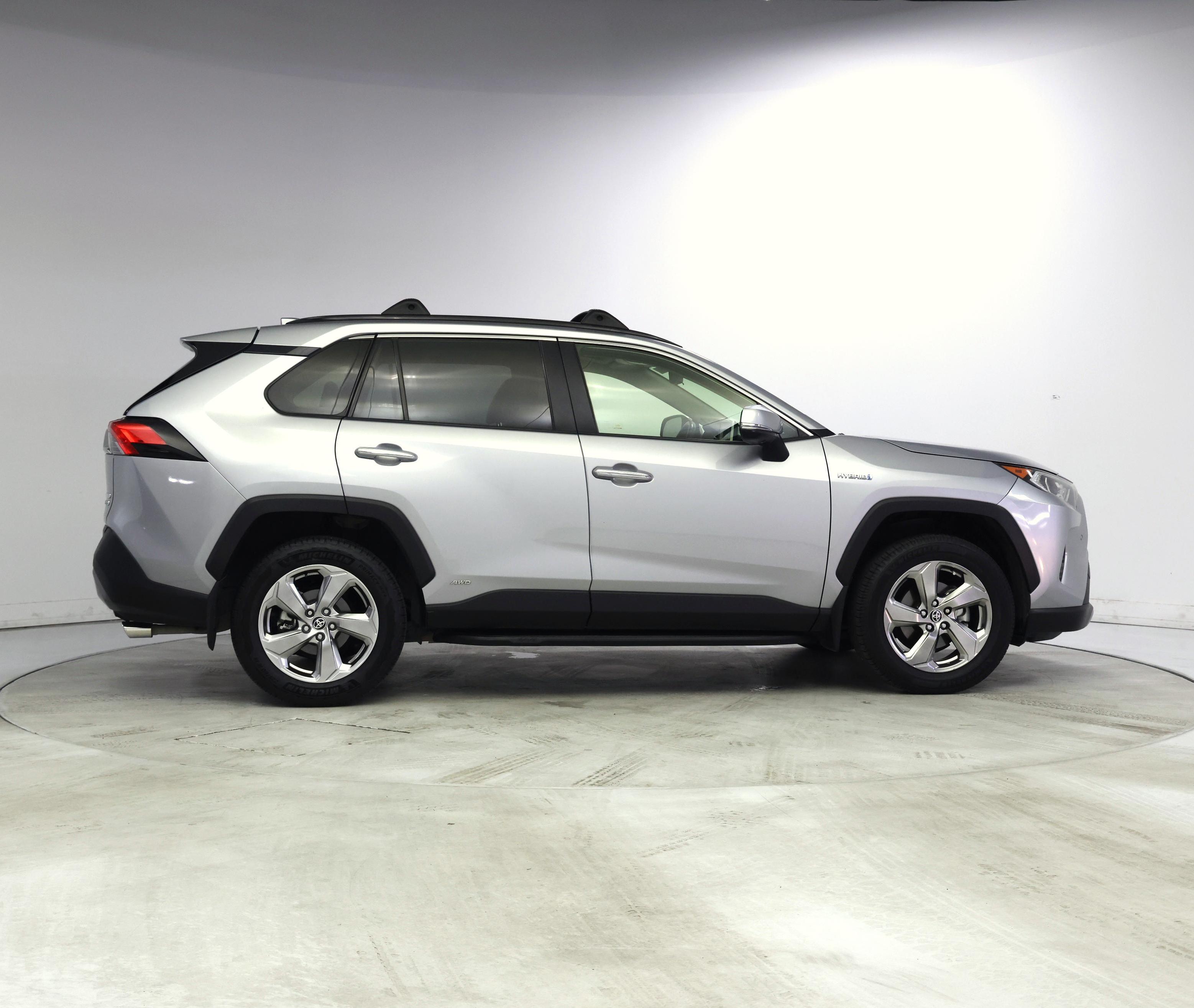 Thumbnail: 2020 Toyota RAV4 - 7