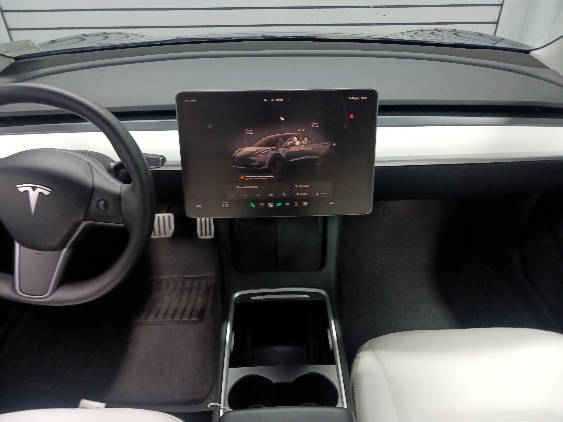 Thumbnail: 2023 Tesla Model 3 - 9