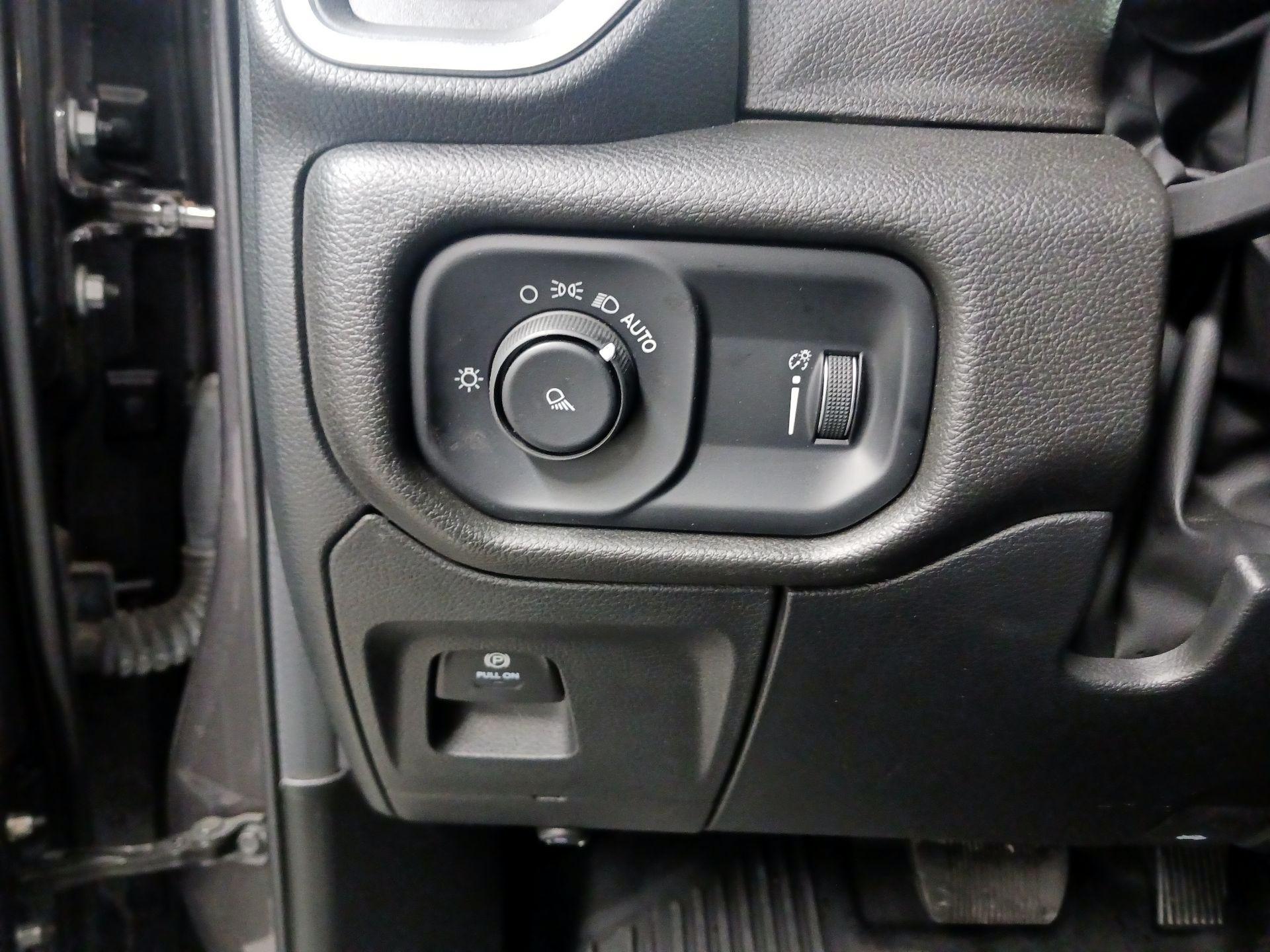 Thumbnail: 2024 RAM 1500 - 13