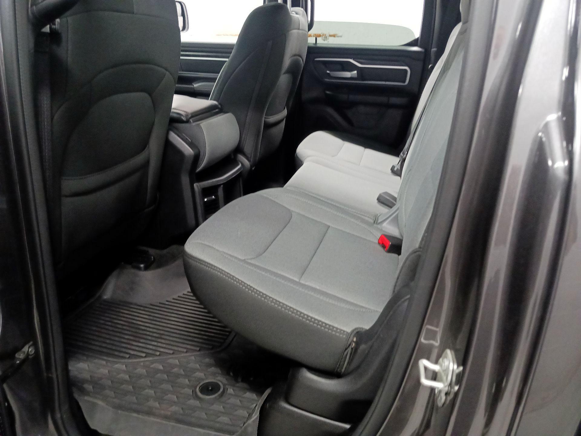 Thumbnail: 2024 RAM 1500 - 18