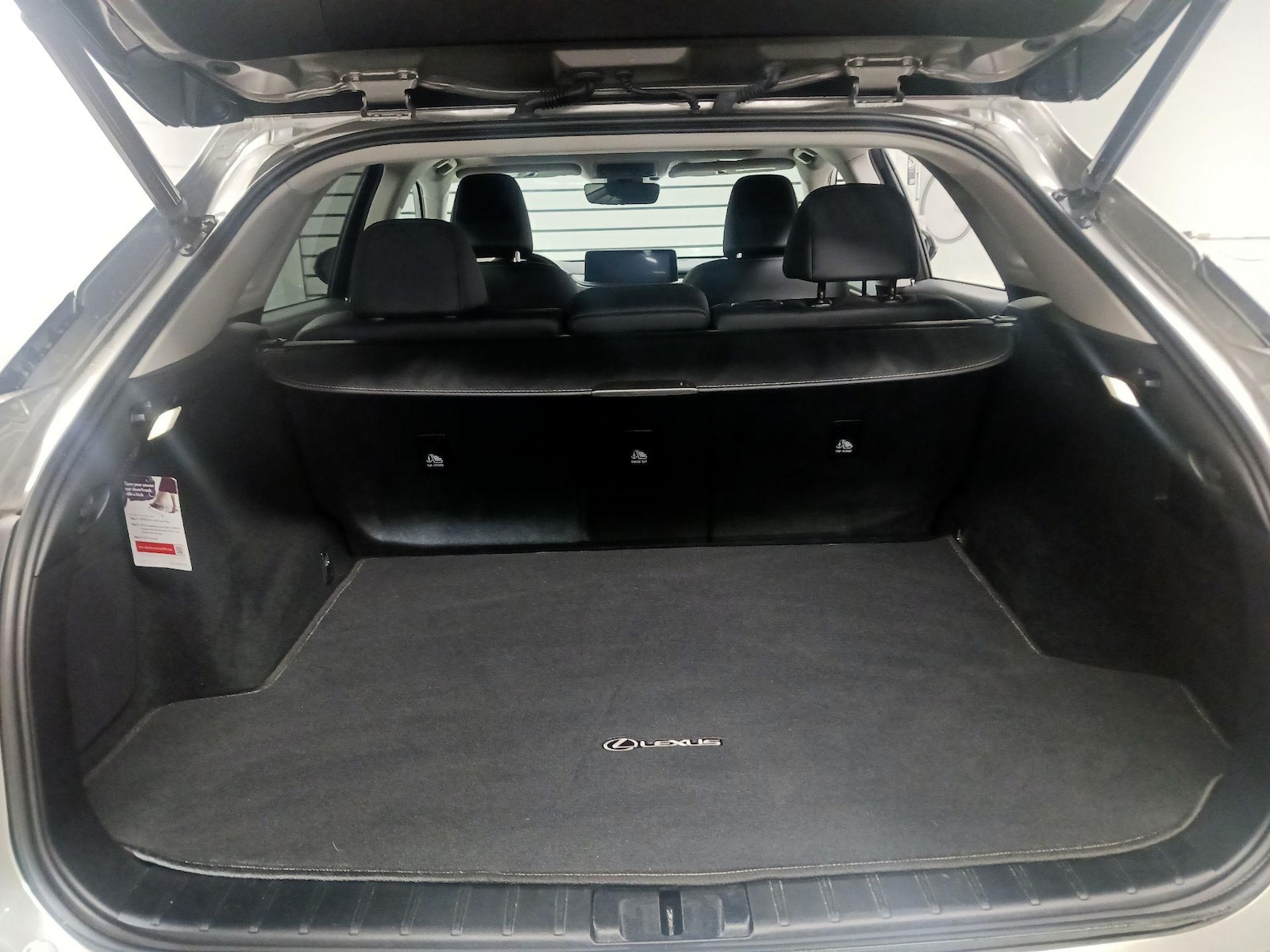 2022 Lexus RX 350 - Photo 17