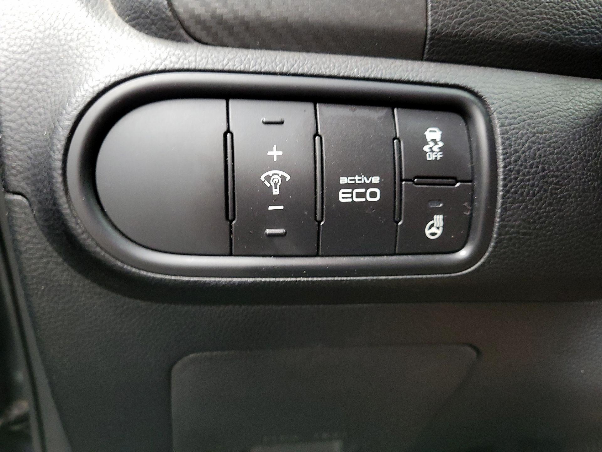 Thumbnail: 2014 Kia Forte - 13