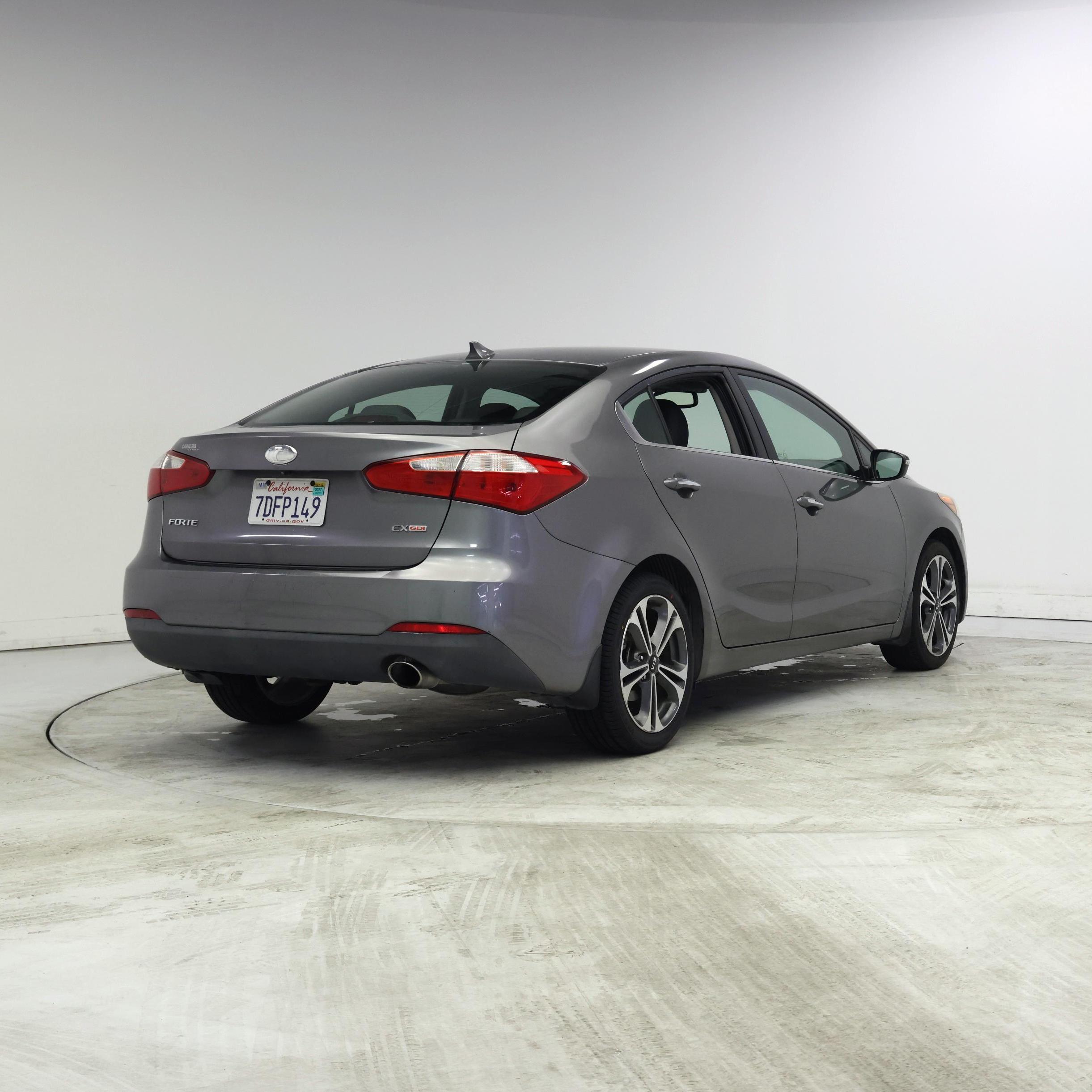 Thumbnail: 2014 Kia Forte - 8