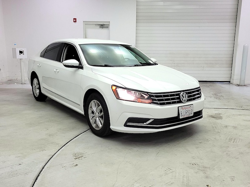 2016 Volkswagen Passat S -
                  Murrieta, CA