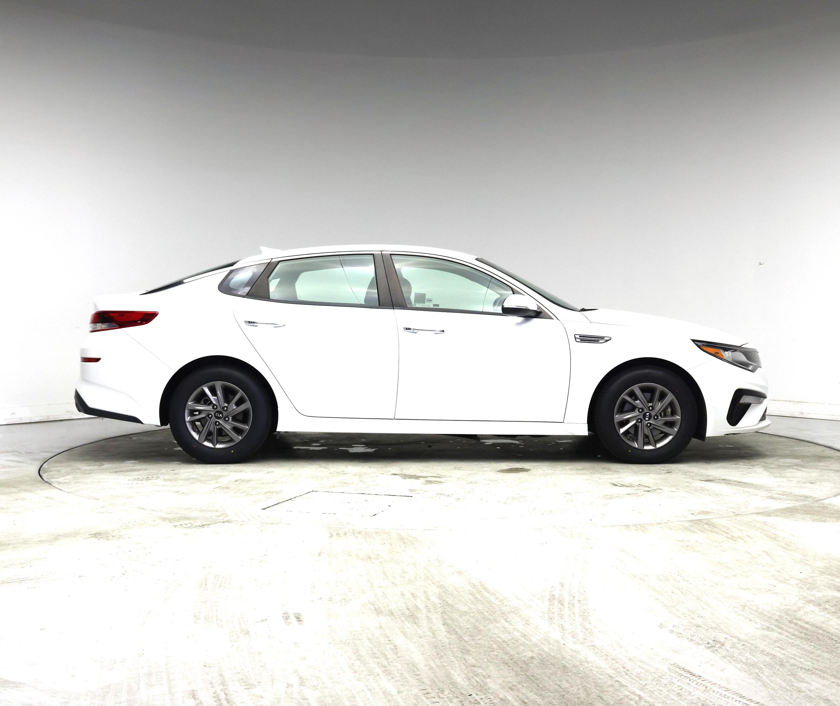 Thumbnail: 2020 Kia Optima - 7