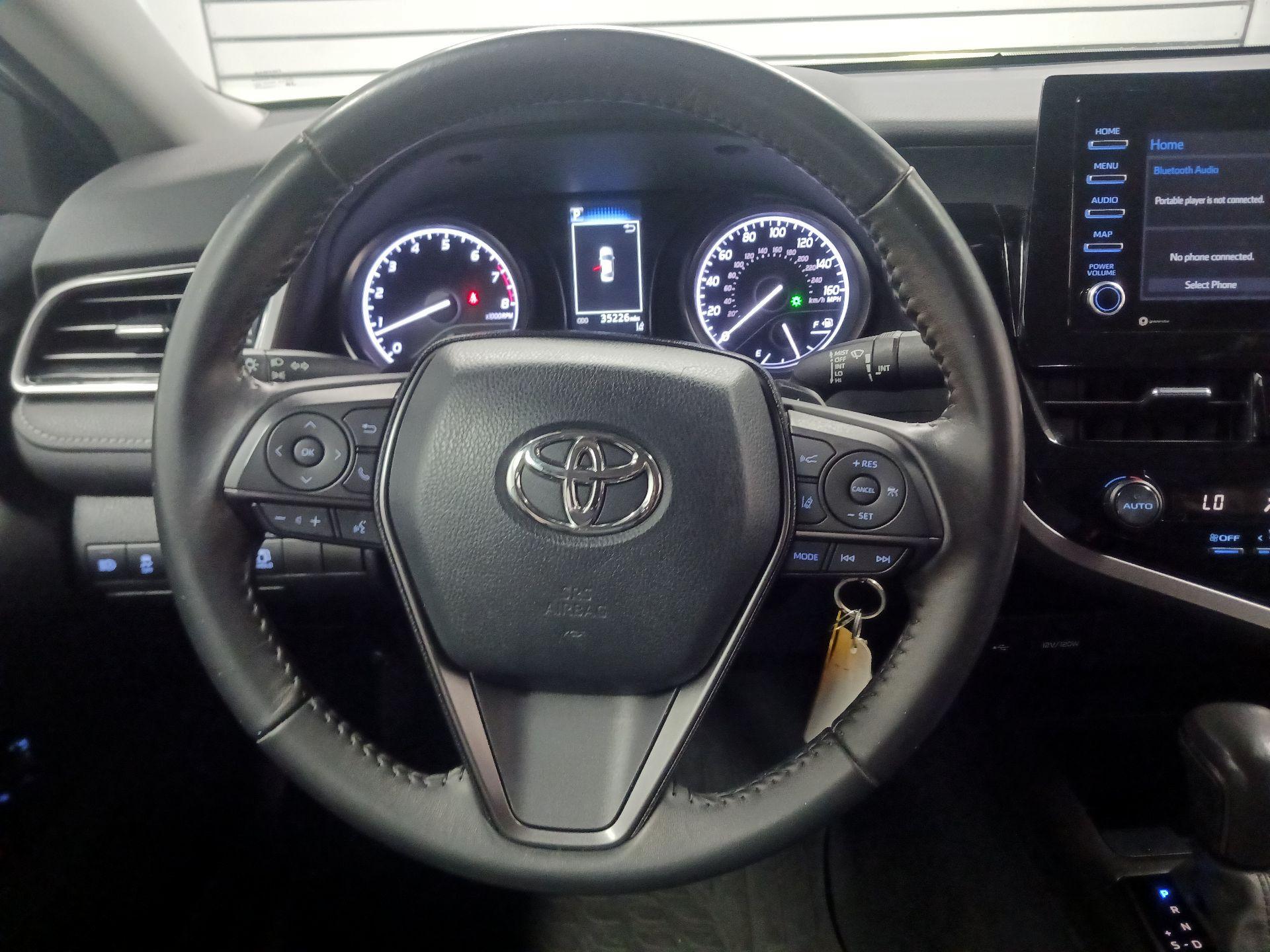 Thumbnail: 2021 Toyota Camry - 10