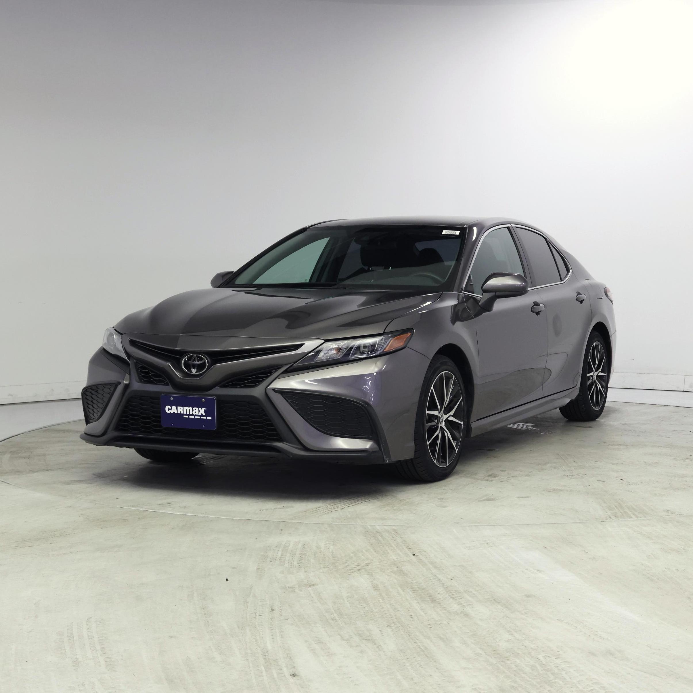 Thumbnail: 2021 Toyota Camry - 4