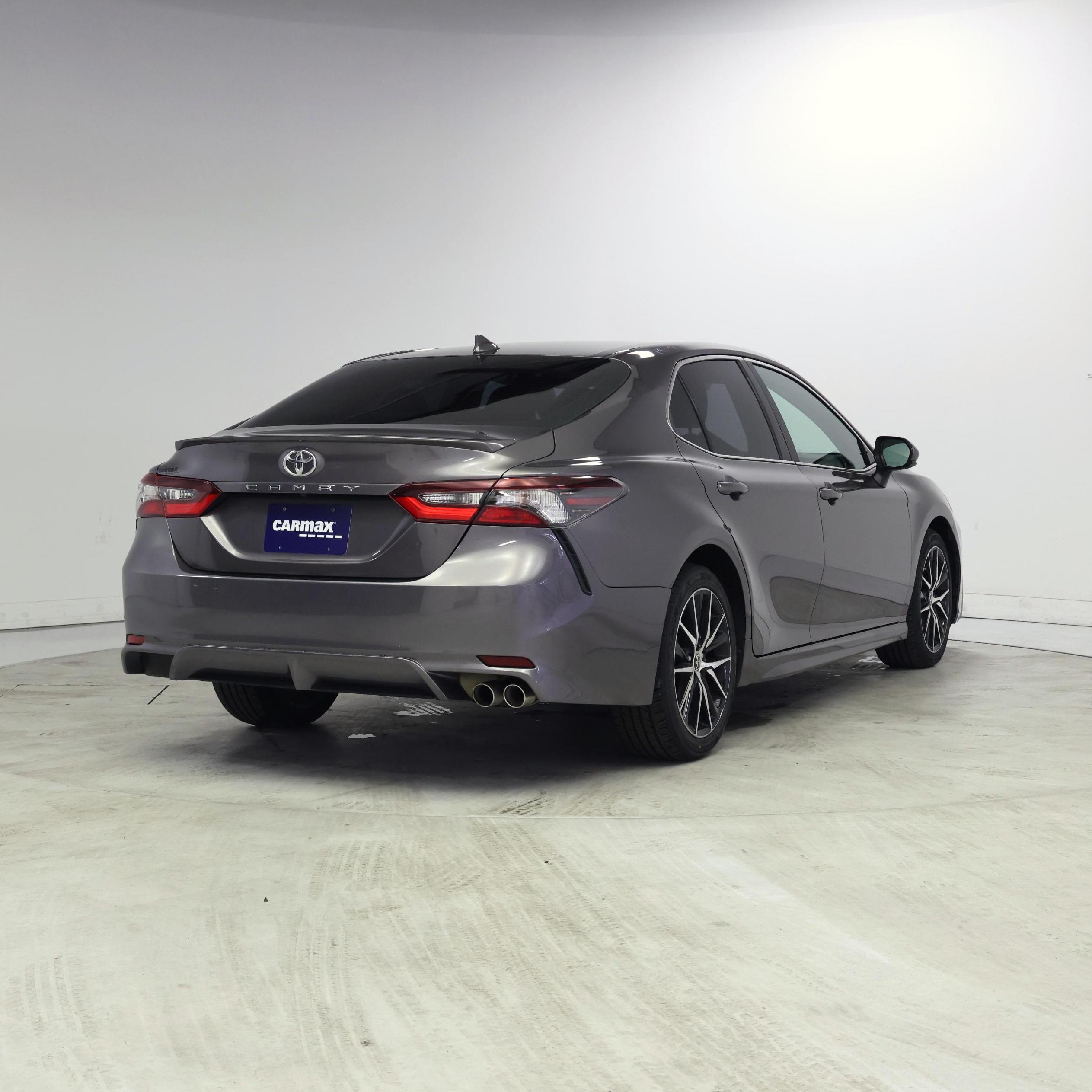 Thumbnail: 2021 Toyota Camry - 8