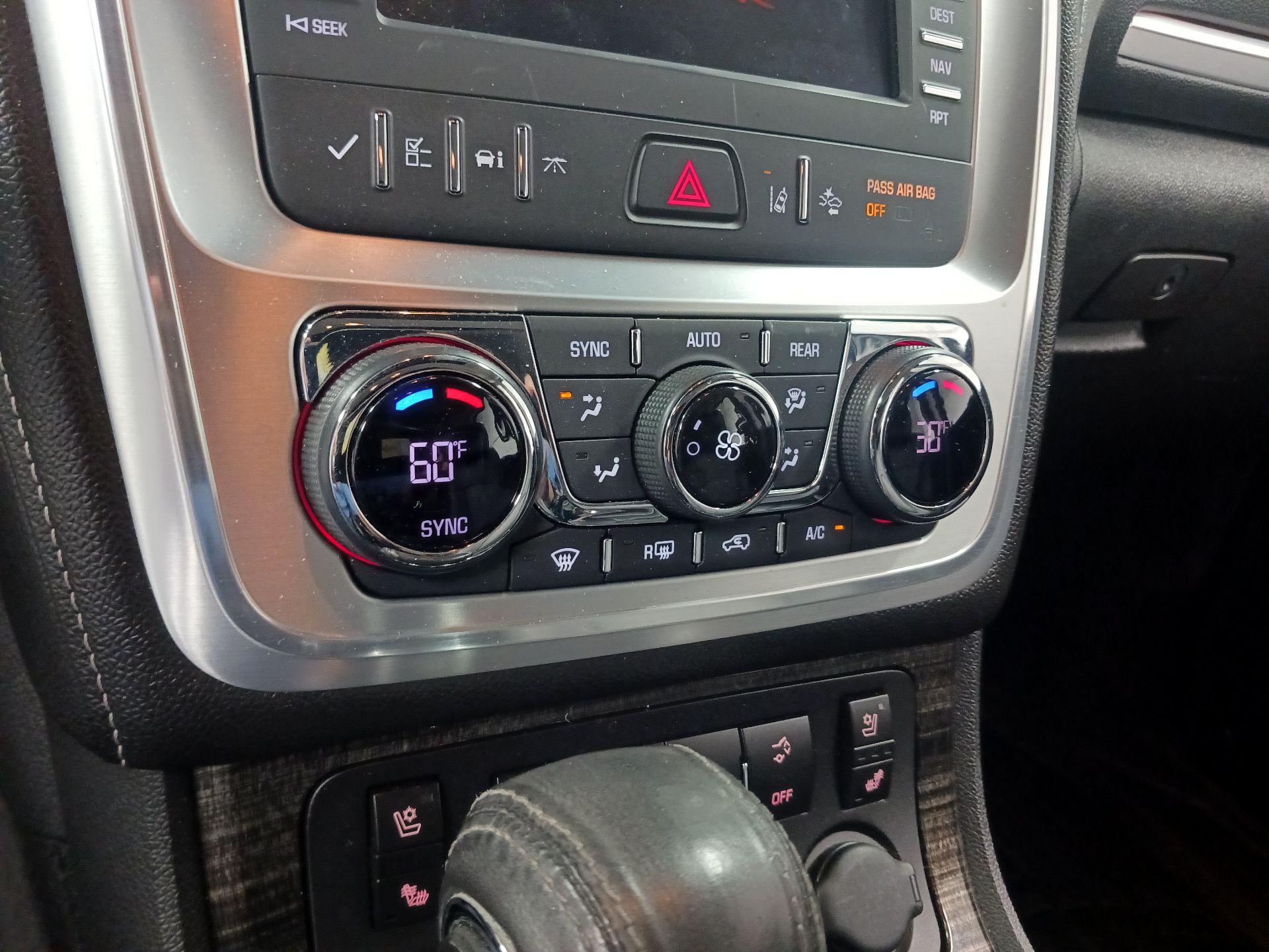 Thumbnail: 2014 GMC Acadia - 12