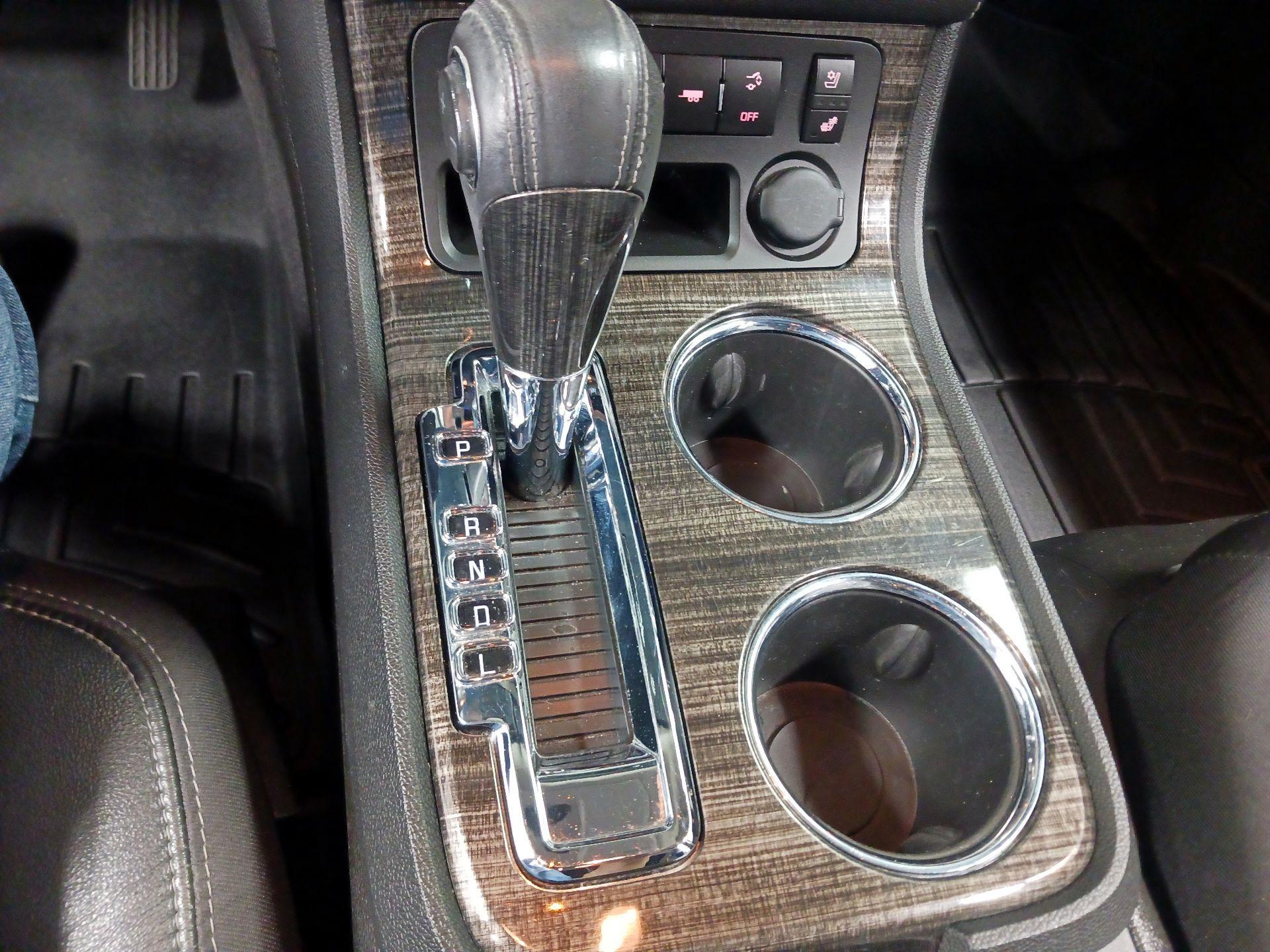 Thumbnail: 2014 GMC Acadia - 13