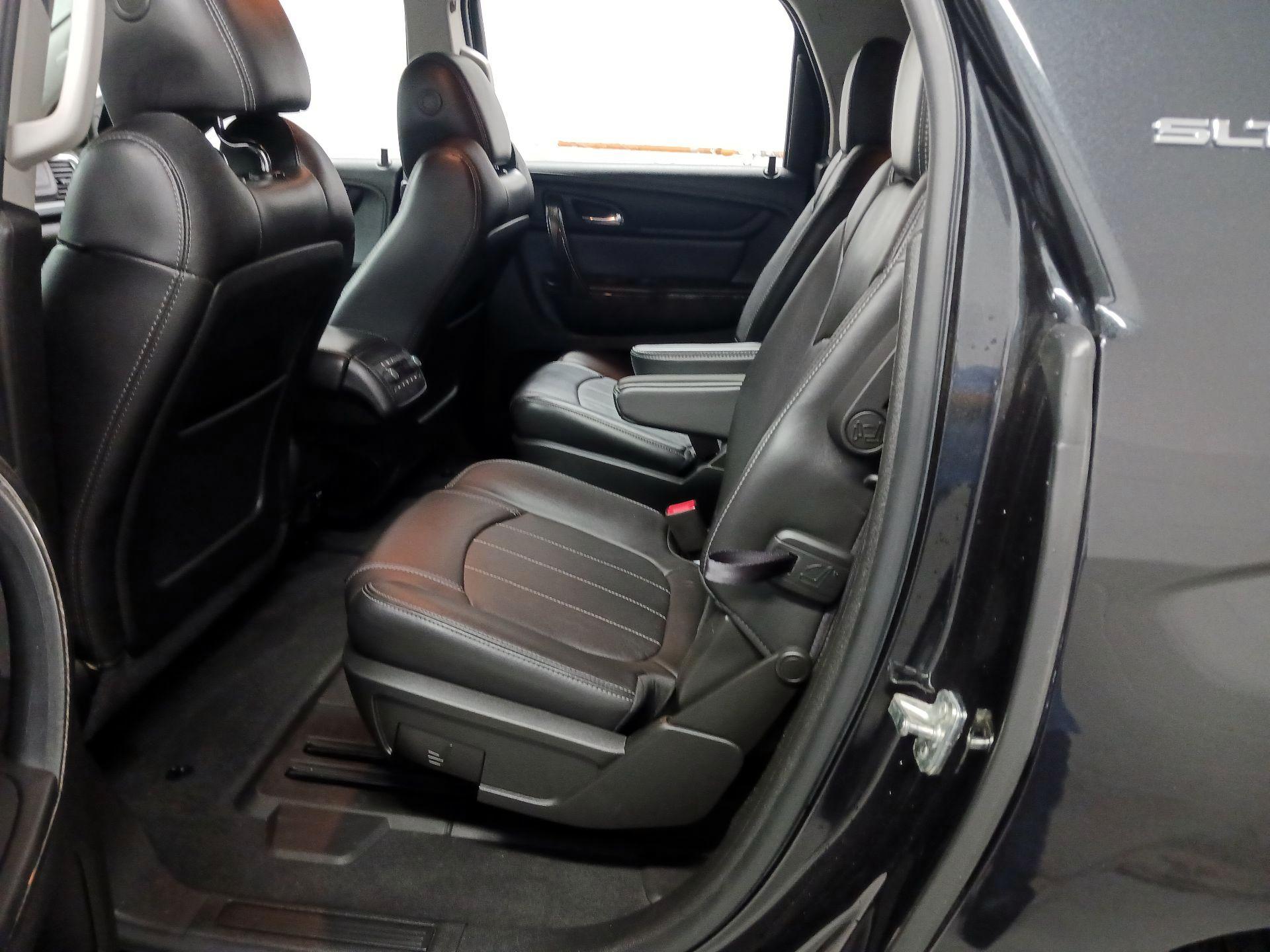 Thumbnail: 2014 GMC Acadia - 14