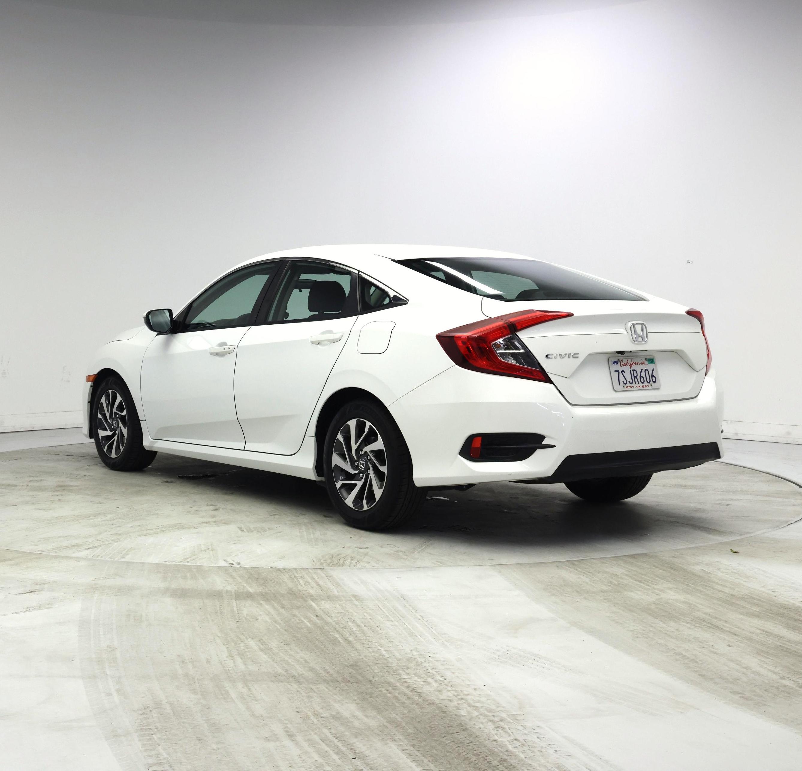 Thumbnail: 2016 Honda Civic - 2