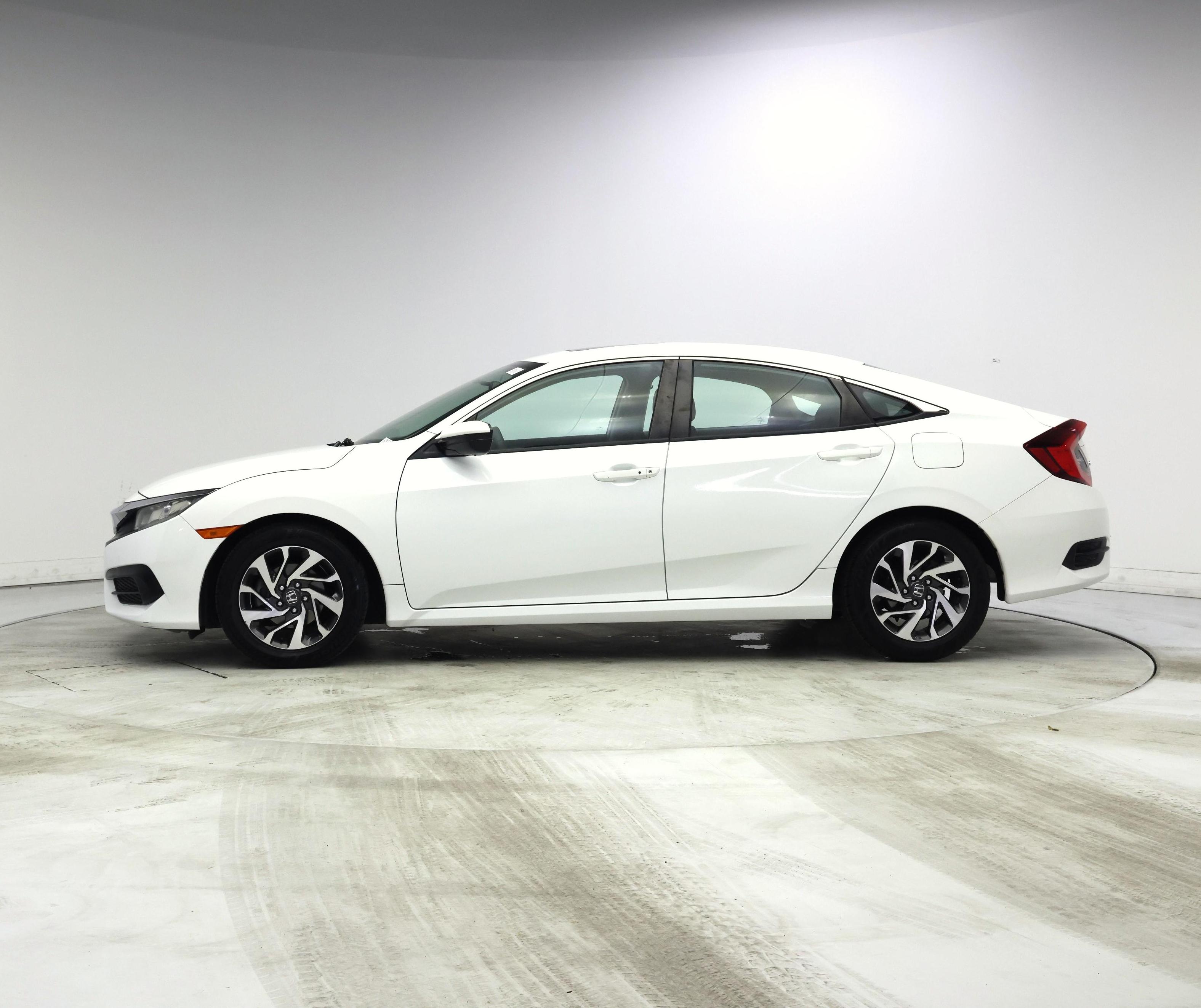 Thumbnail: 2016 Honda Civic - 3