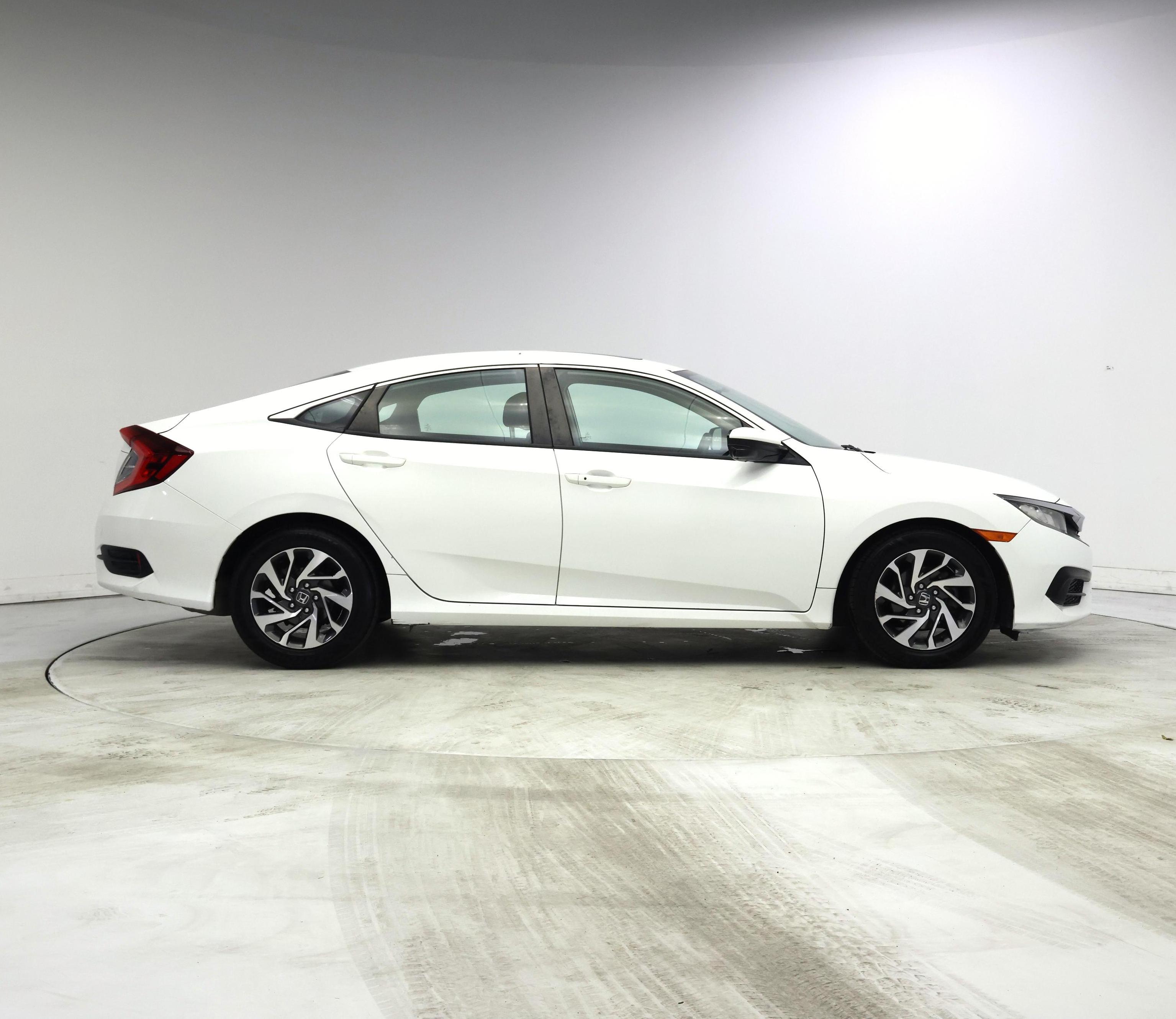 Thumbnail: 2016 Honda Civic - 7