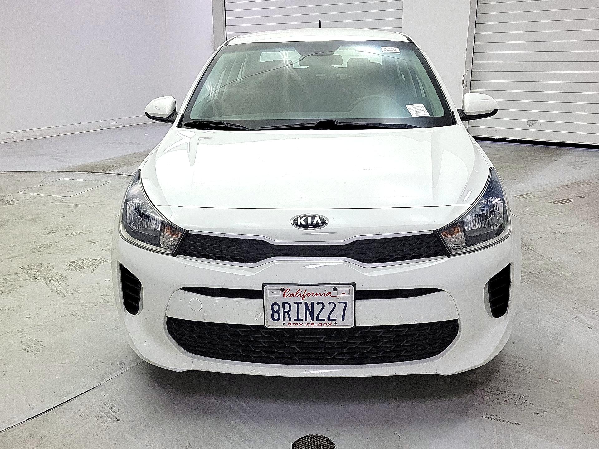 Thumbnail: 2020 Kia Rio - 2