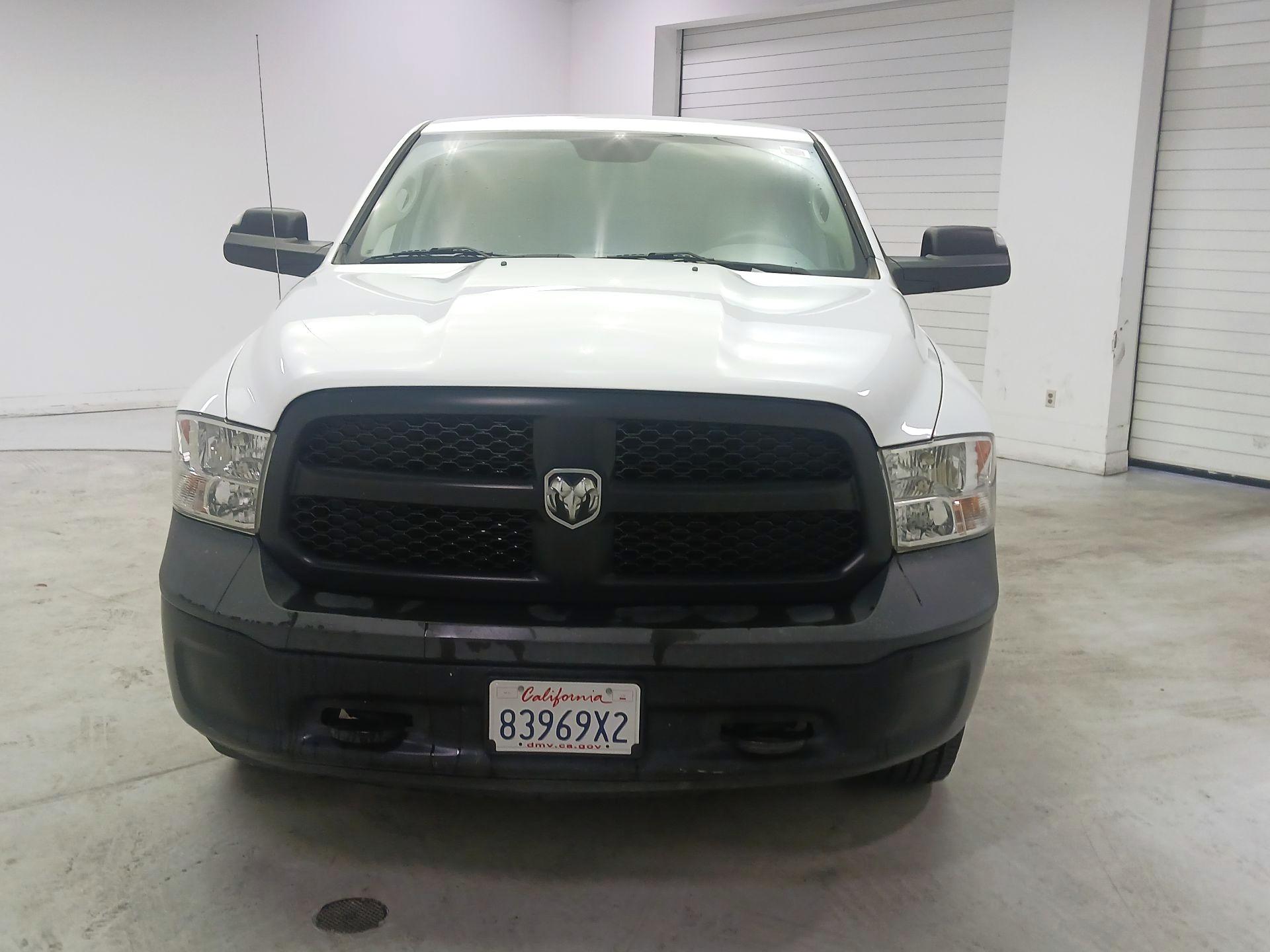 Thumbnail: 2019 RAM 1500 Classic - 2