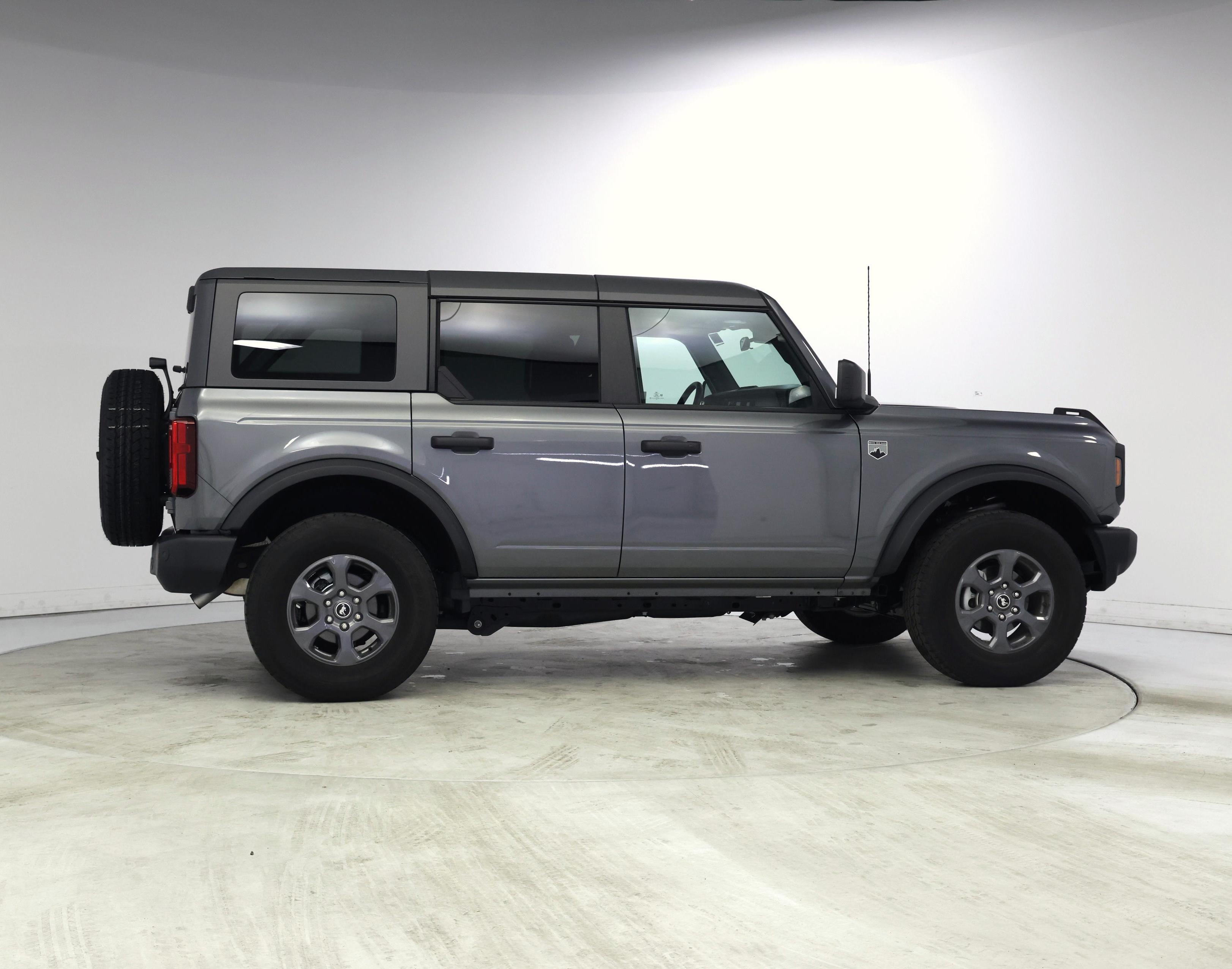 Thumbnail: 2025 Ford Bronco - 7
