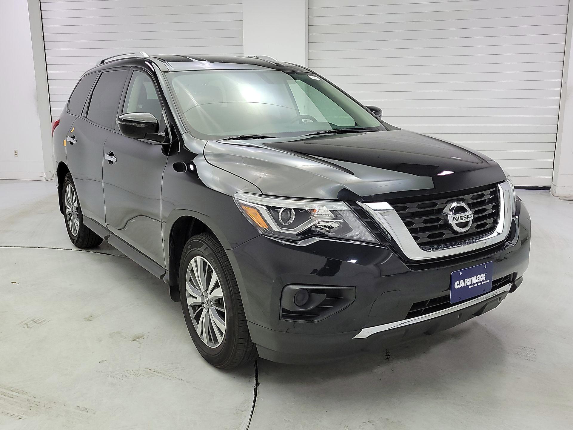 Thumbnail: 2020 Nissan Pathfinder - 1