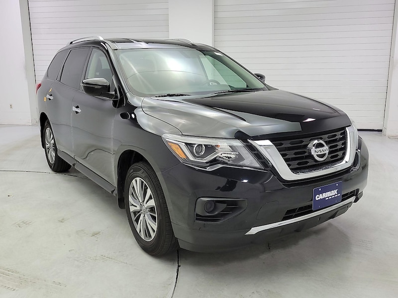 2020 Nissan Pathfinder S