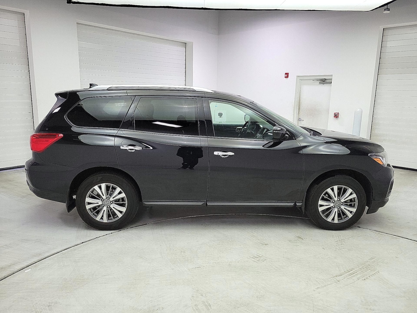 2020 Nissan Pathfinder S - Photo 4
