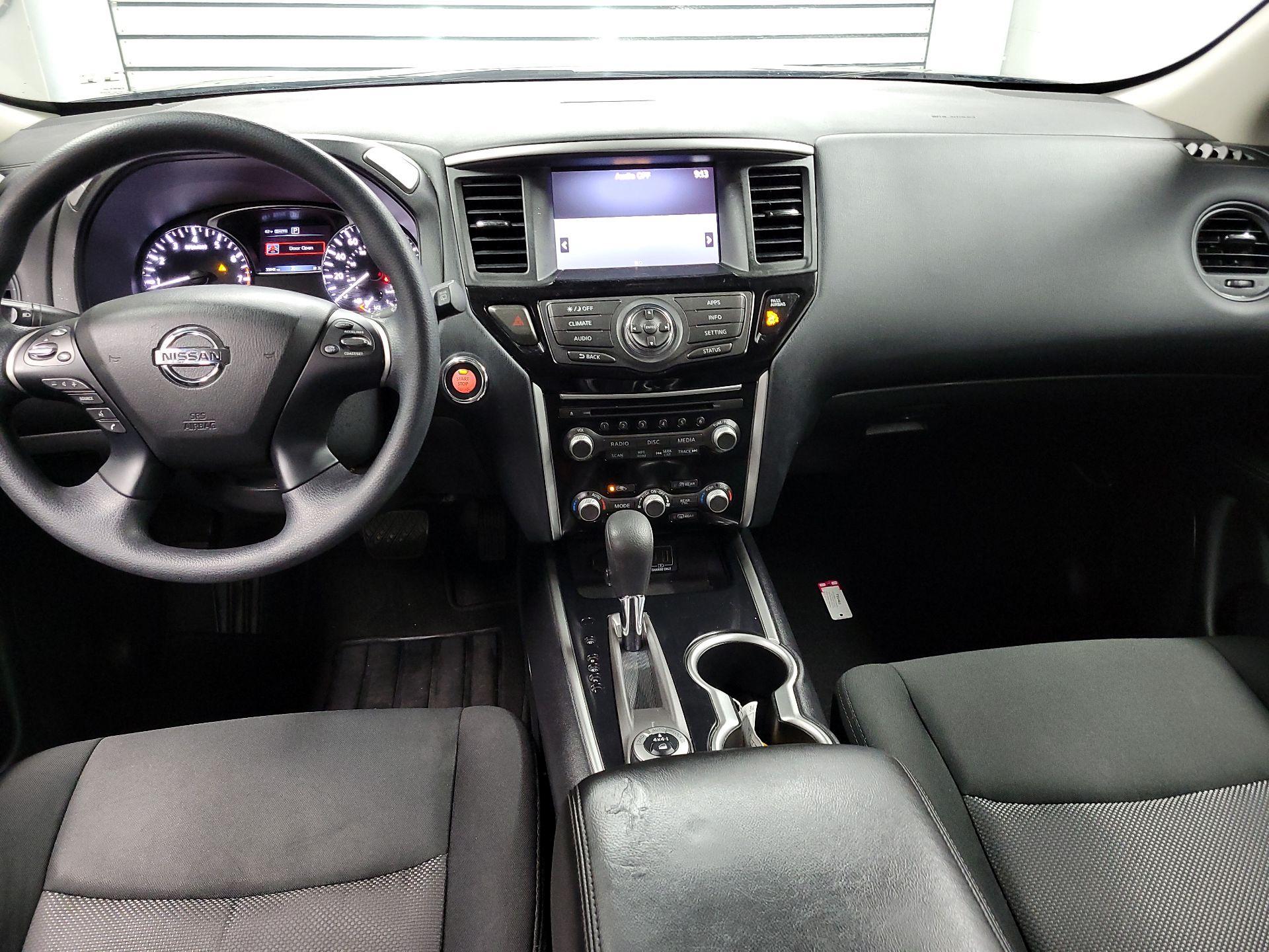 Thumbnail: 2020 Nissan Pathfinder - 8