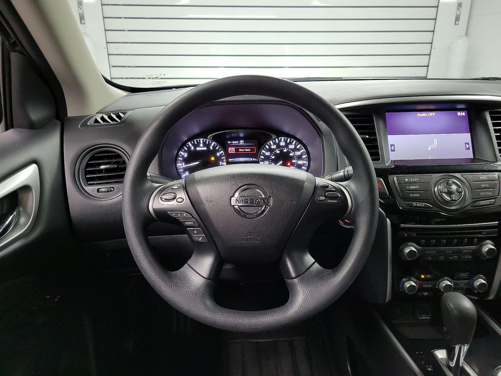 2020 Nissan Pathfinder S - Photo 9