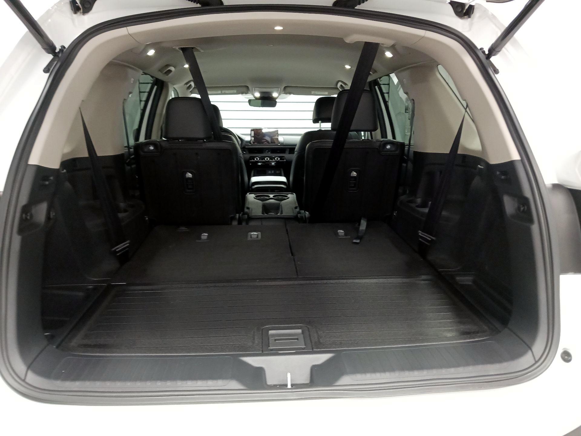Thumbnail: 2024 Honda Pilot - 16