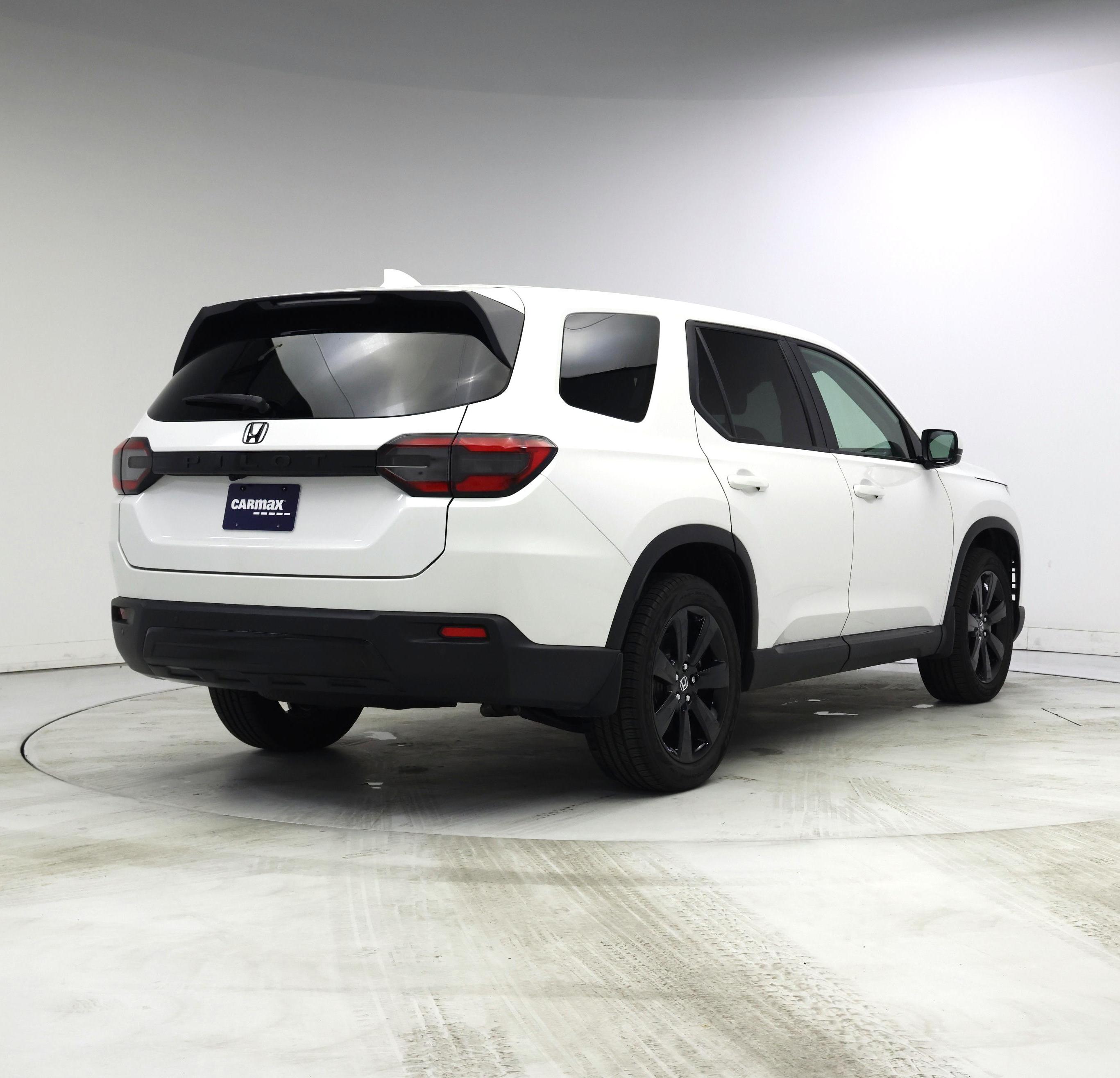 Thumbnail: 2024 Honda Pilot - 8