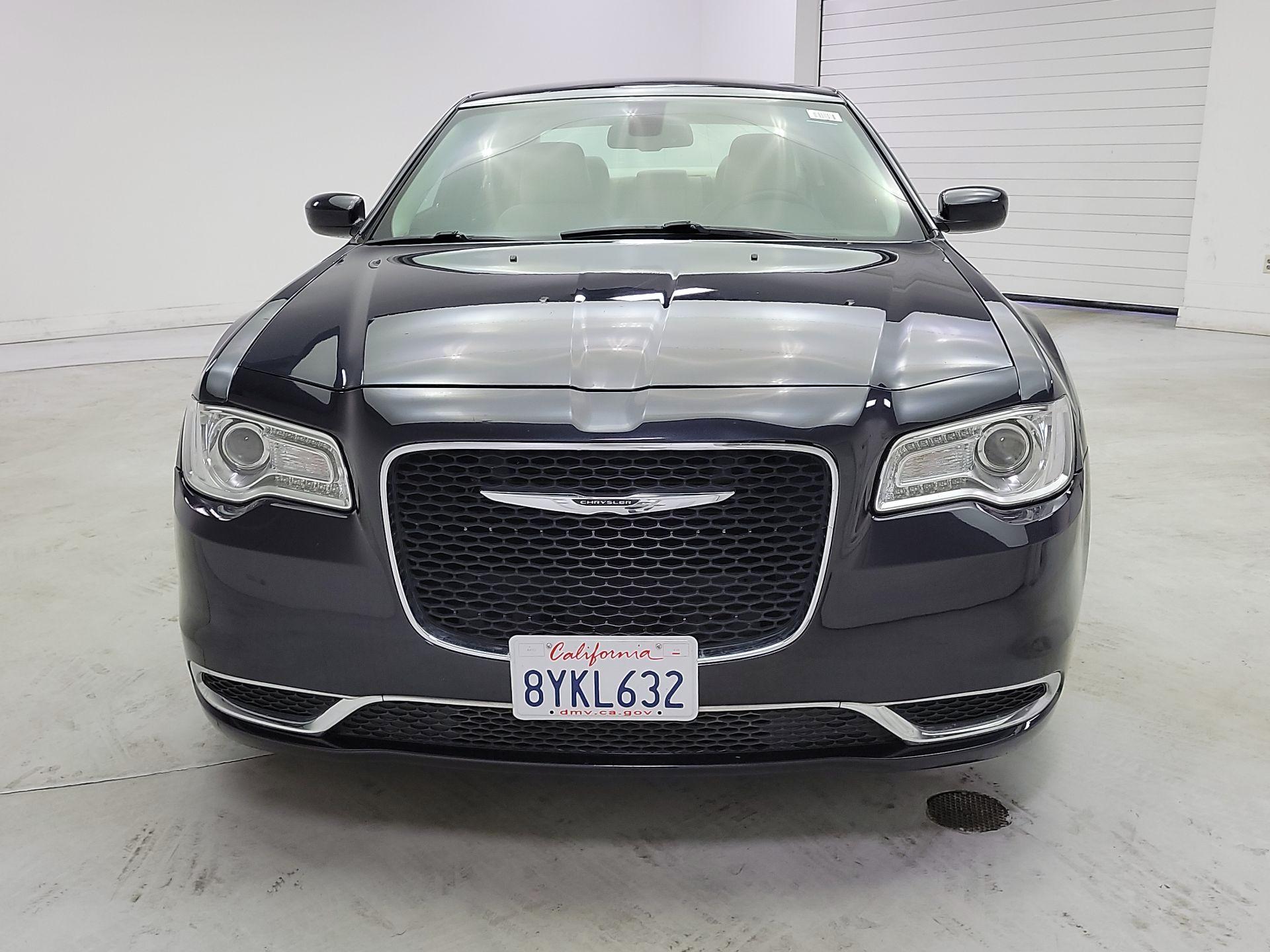 Thumbnail: 2016 Chrysler 300 - 2