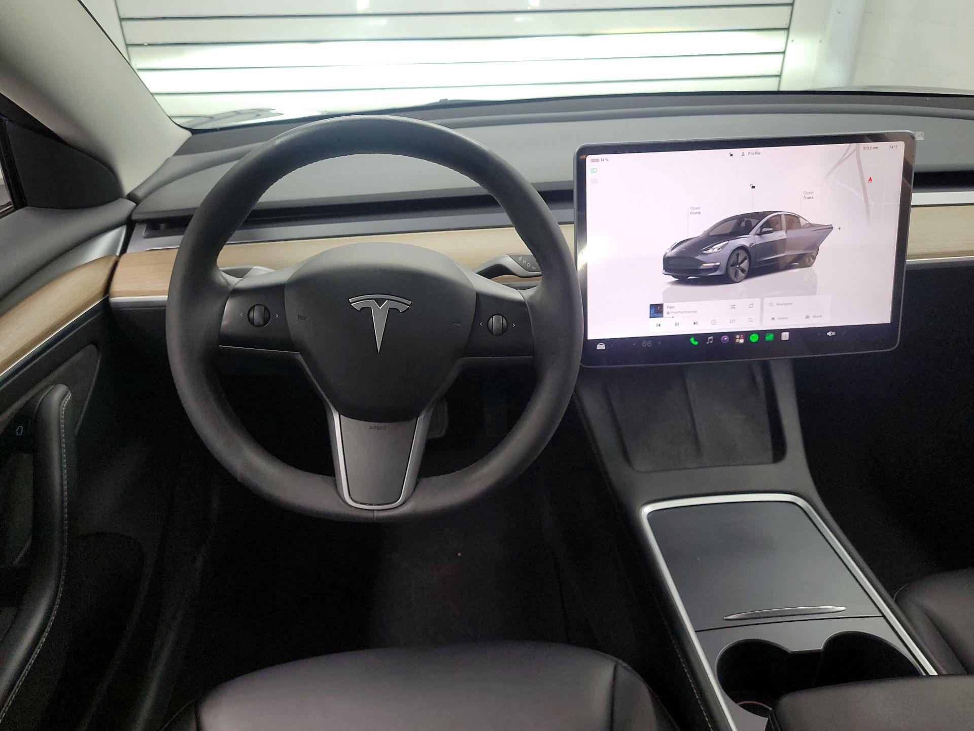 Thumbnail: 2023 Tesla Model 3 - 10
