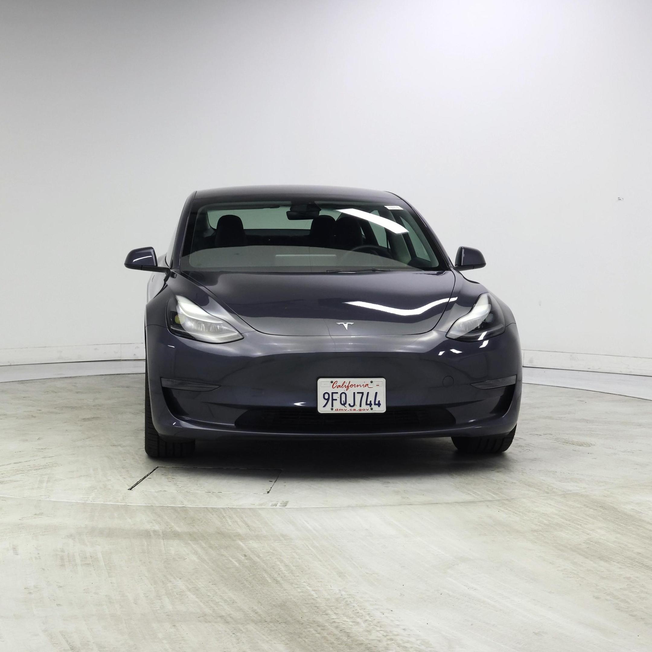 Thumbnail: 2023 Tesla Model 3 - 5