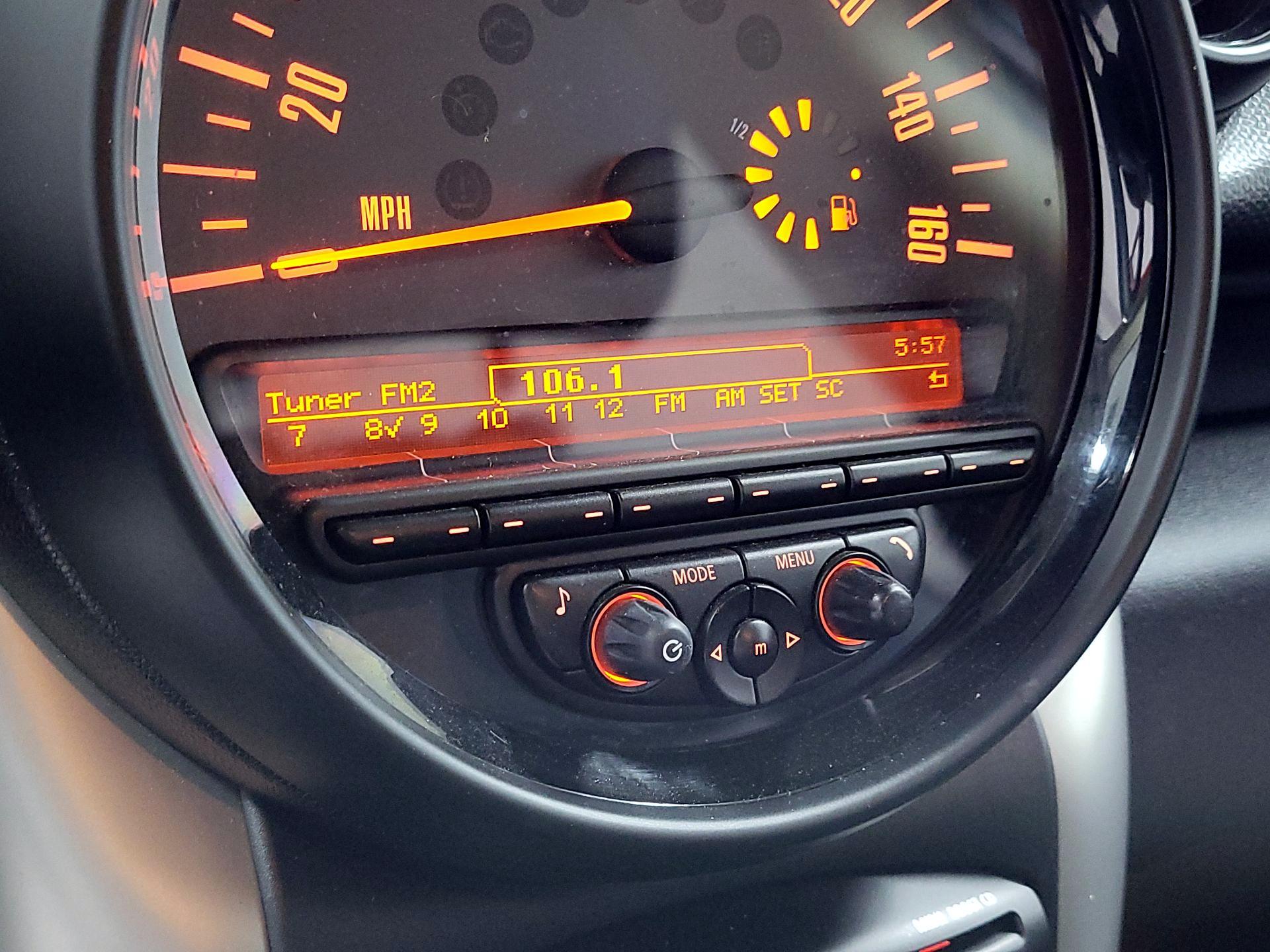 Thumbnail: 2015 MINI Cooper Countryman - 13