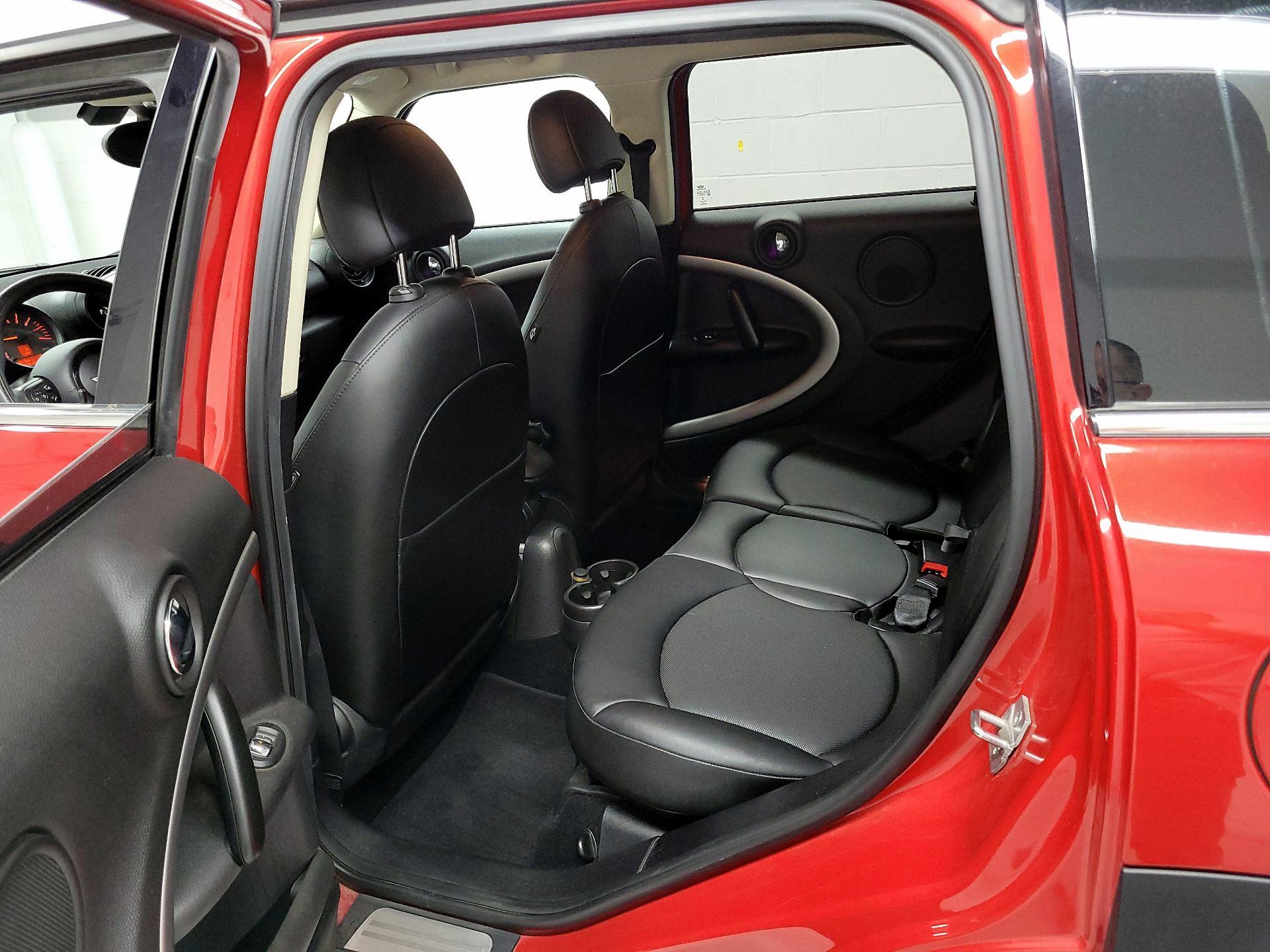 Thumbnail: 2015 MINI Cooper Countryman - 17