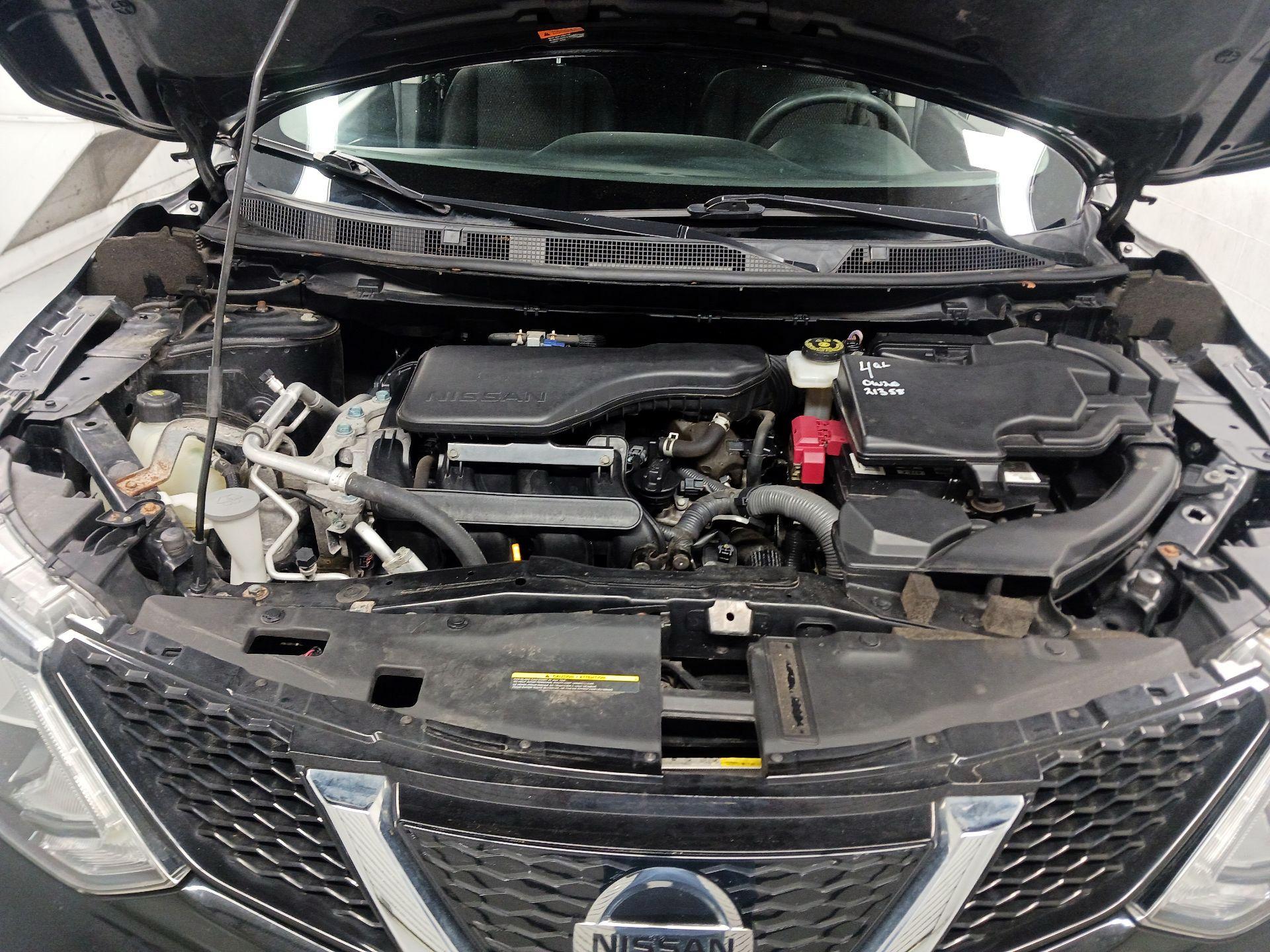 Thumbnail: 2019 Nissan Rogue Sport - 16
