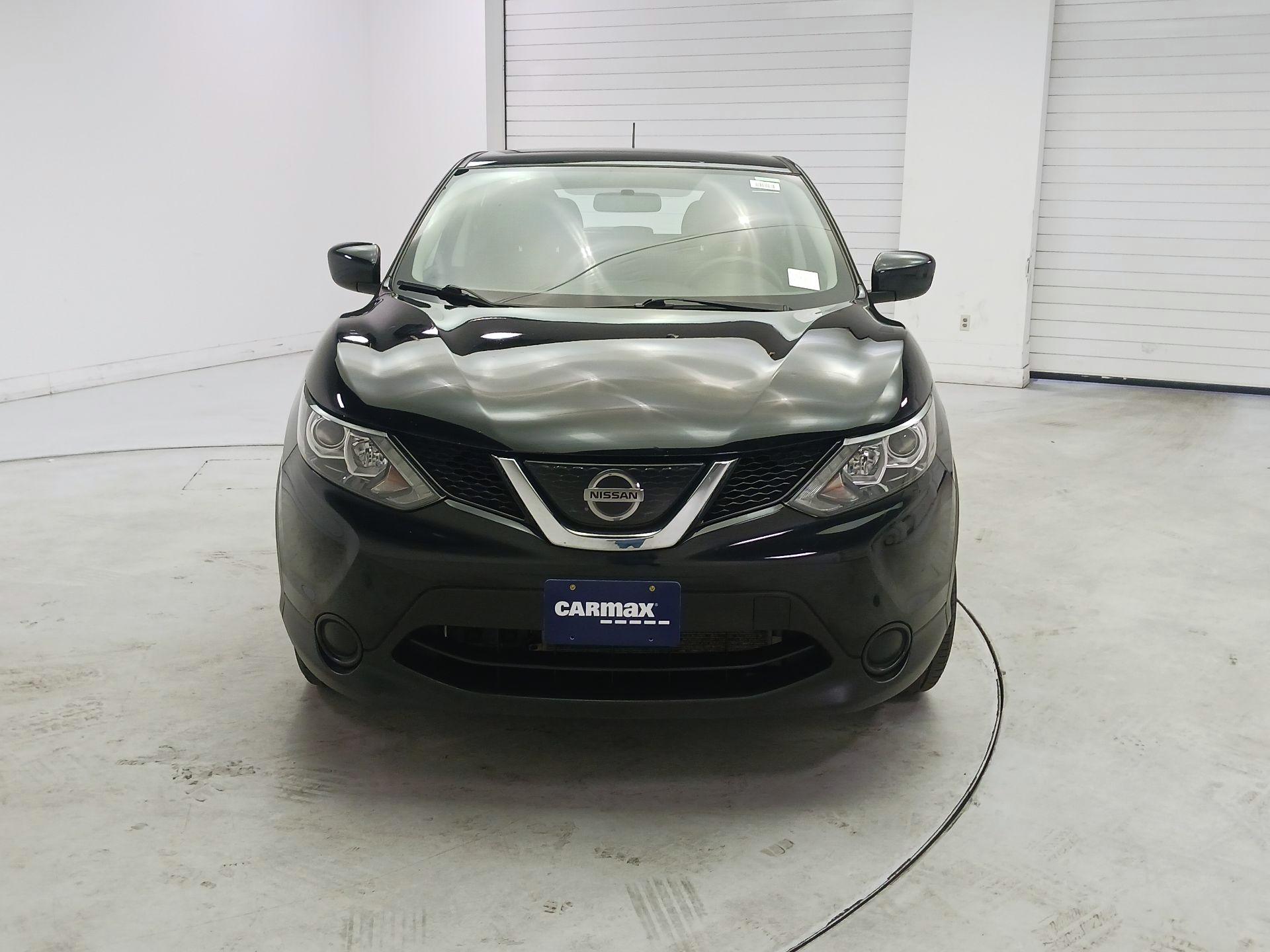 Thumbnail: 2019 Nissan Rogue Sport - 2