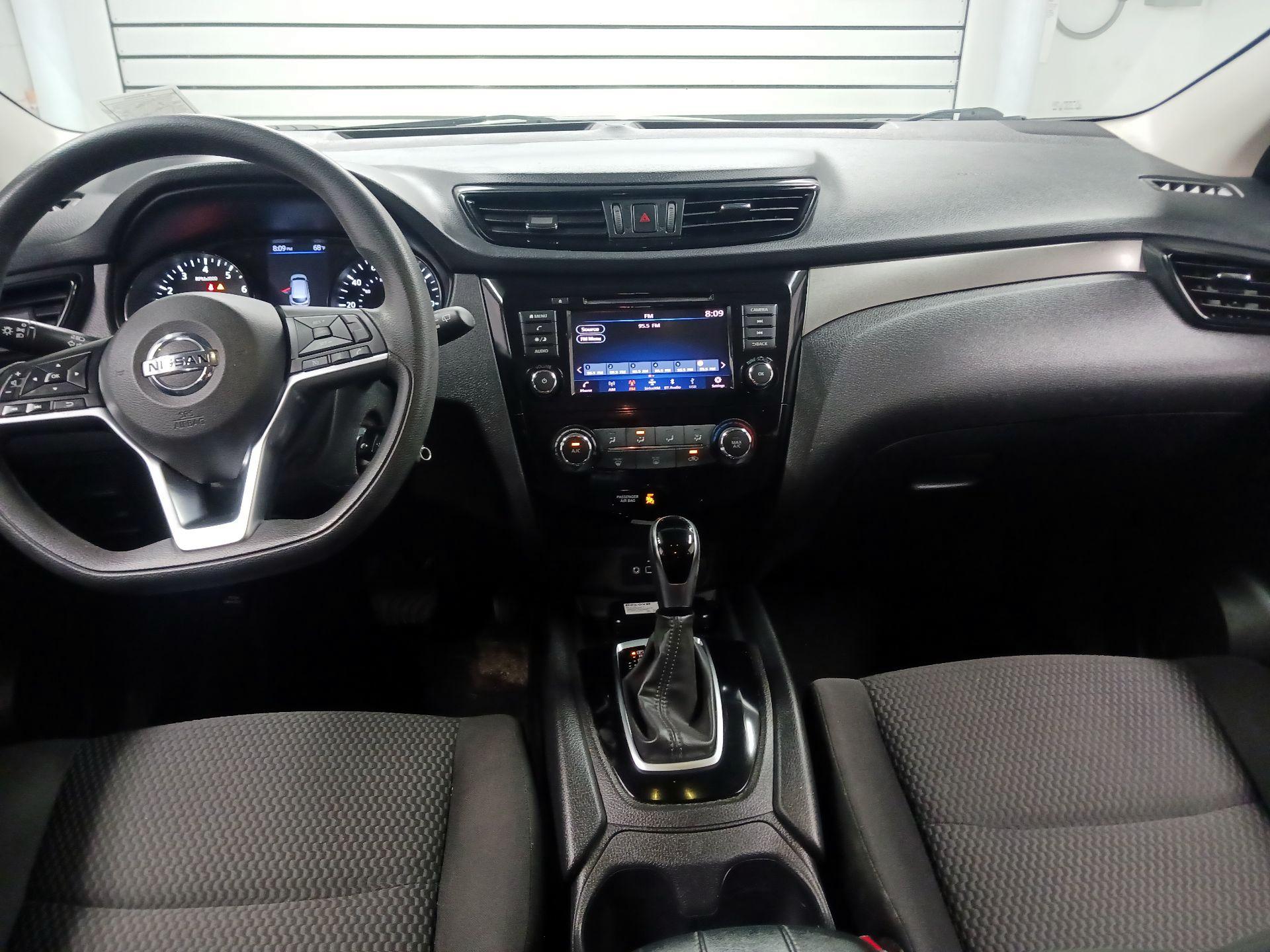 Thumbnail: 2019 Nissan Rogue Sport - 8