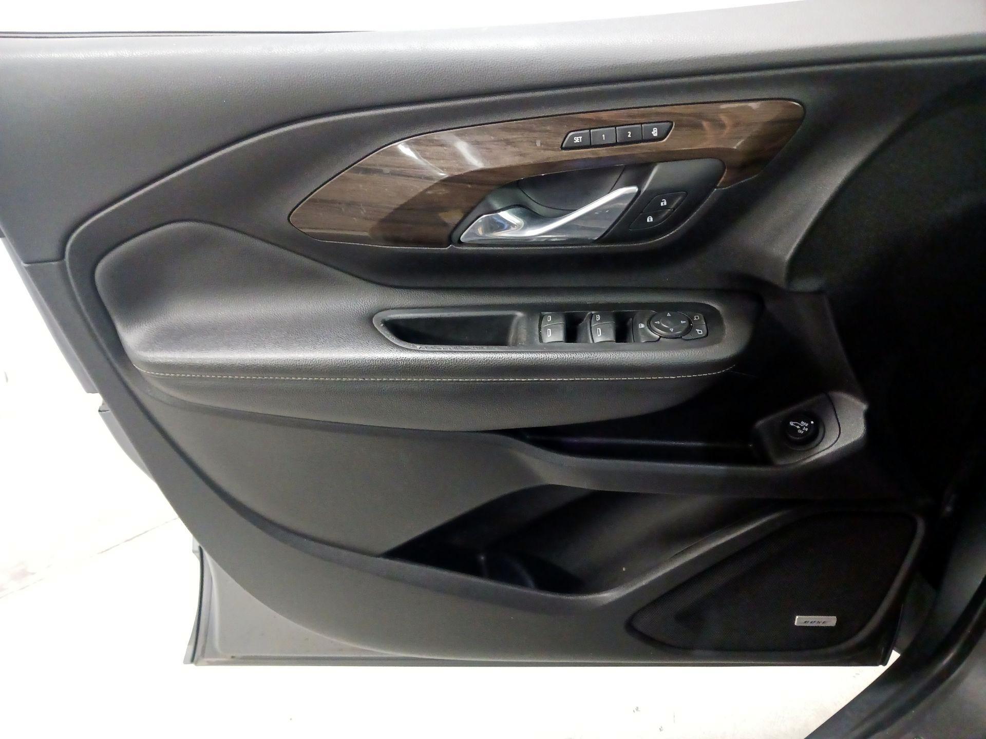Thumbnail: 2019 GMC Terrain - 10