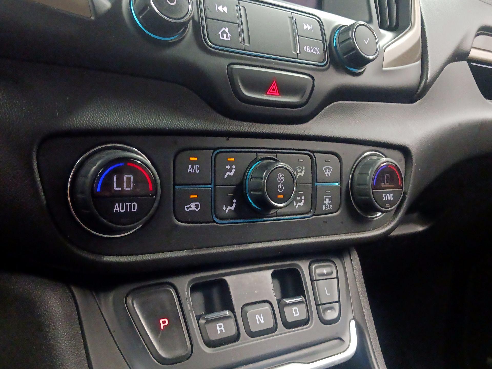 Thumbnail: 2019 GMC Terrain - 14