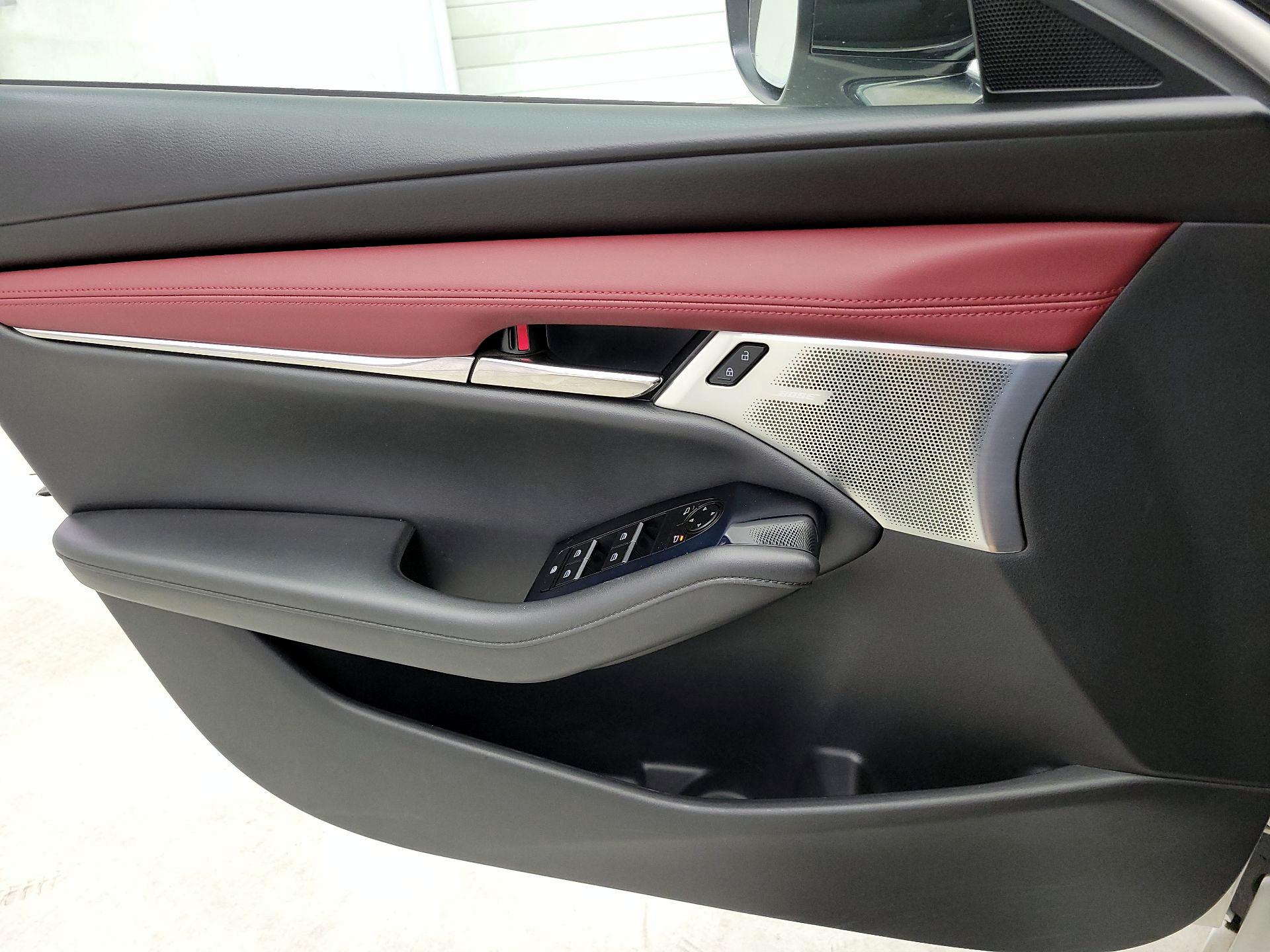 Thumbnail: 2021 Mazda Mazda3 - 10