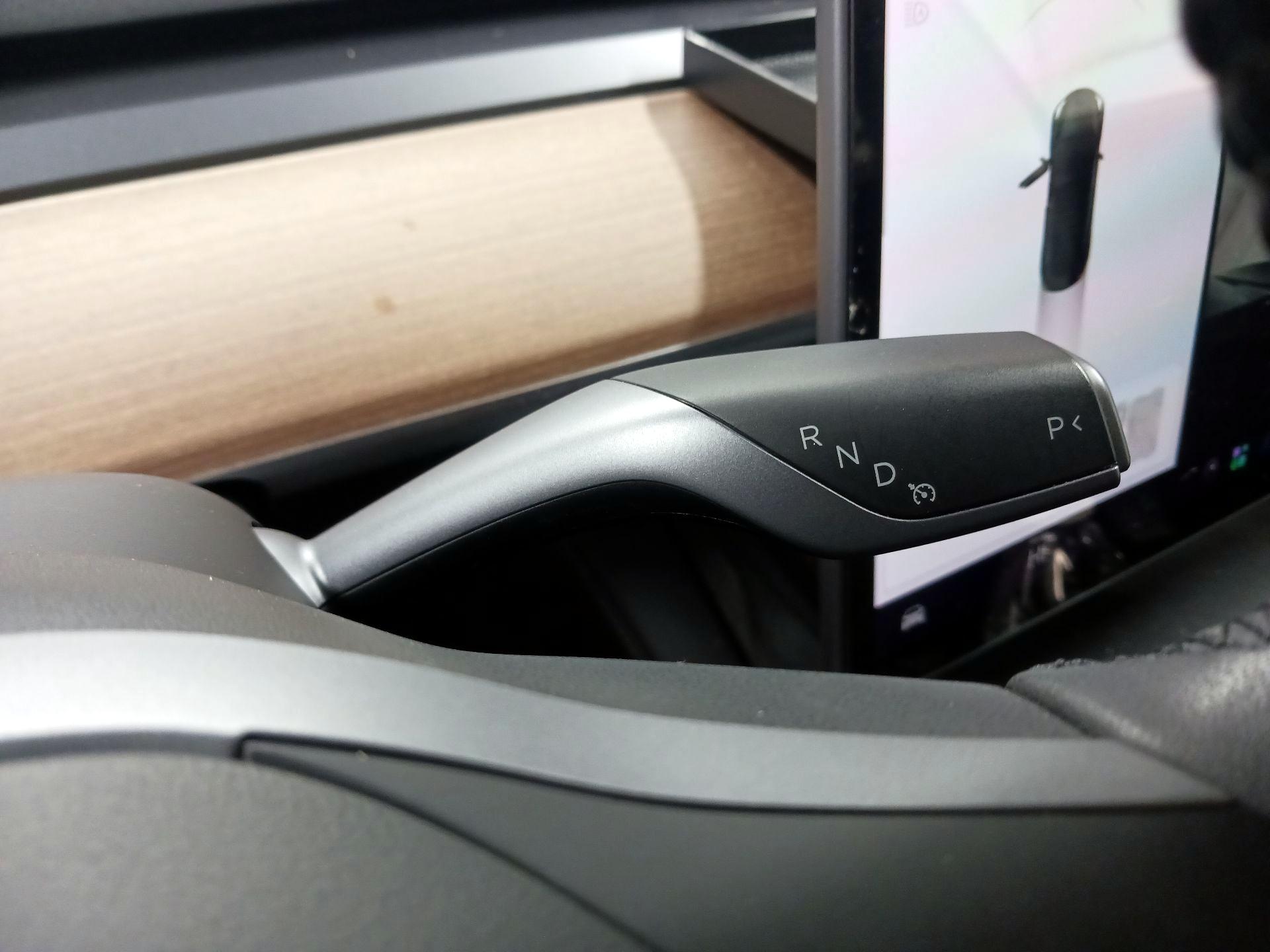 Thumbnail: 2022 Tesla Model 3 - 15