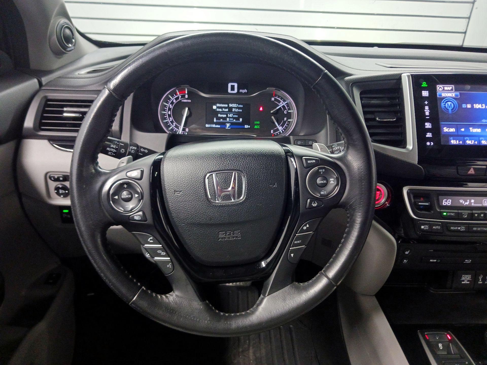 Thumbnail: 2016 Honda Pilot - 10