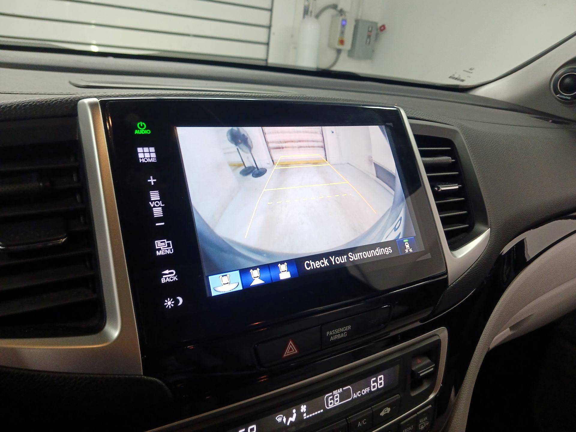 Thumbnail: 2016 Honda Pilot - 13