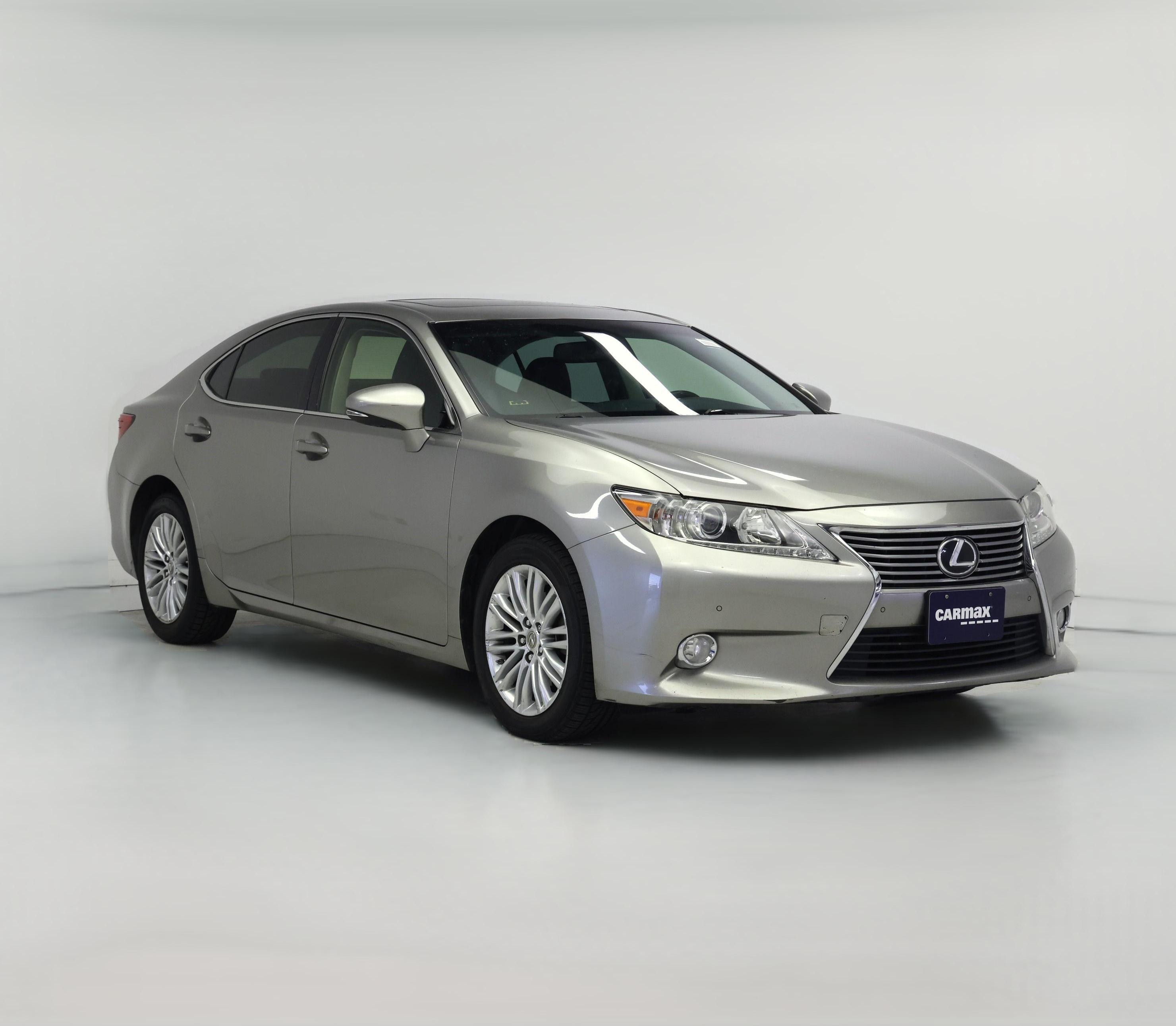 Thumbnail: 2015 Lexus ES - 1