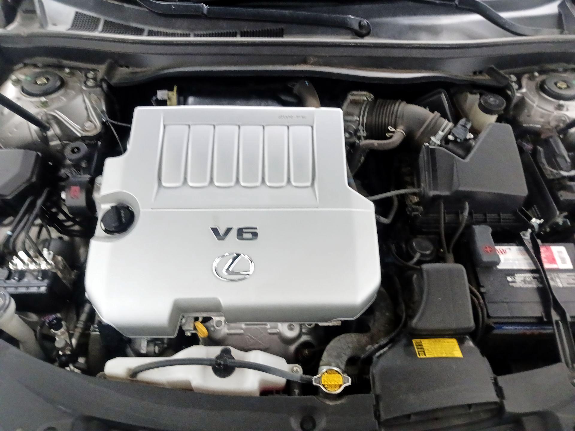 Thumbnail: 2015 Lexus ES - 19