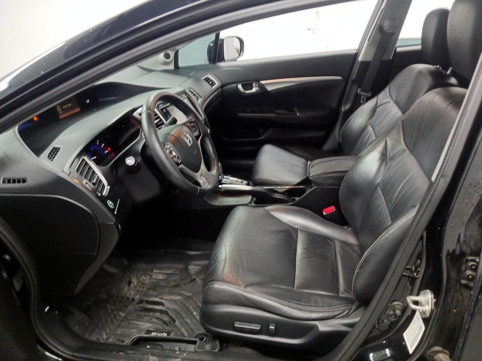 2015 Honda Civic EX-L - Photo 10