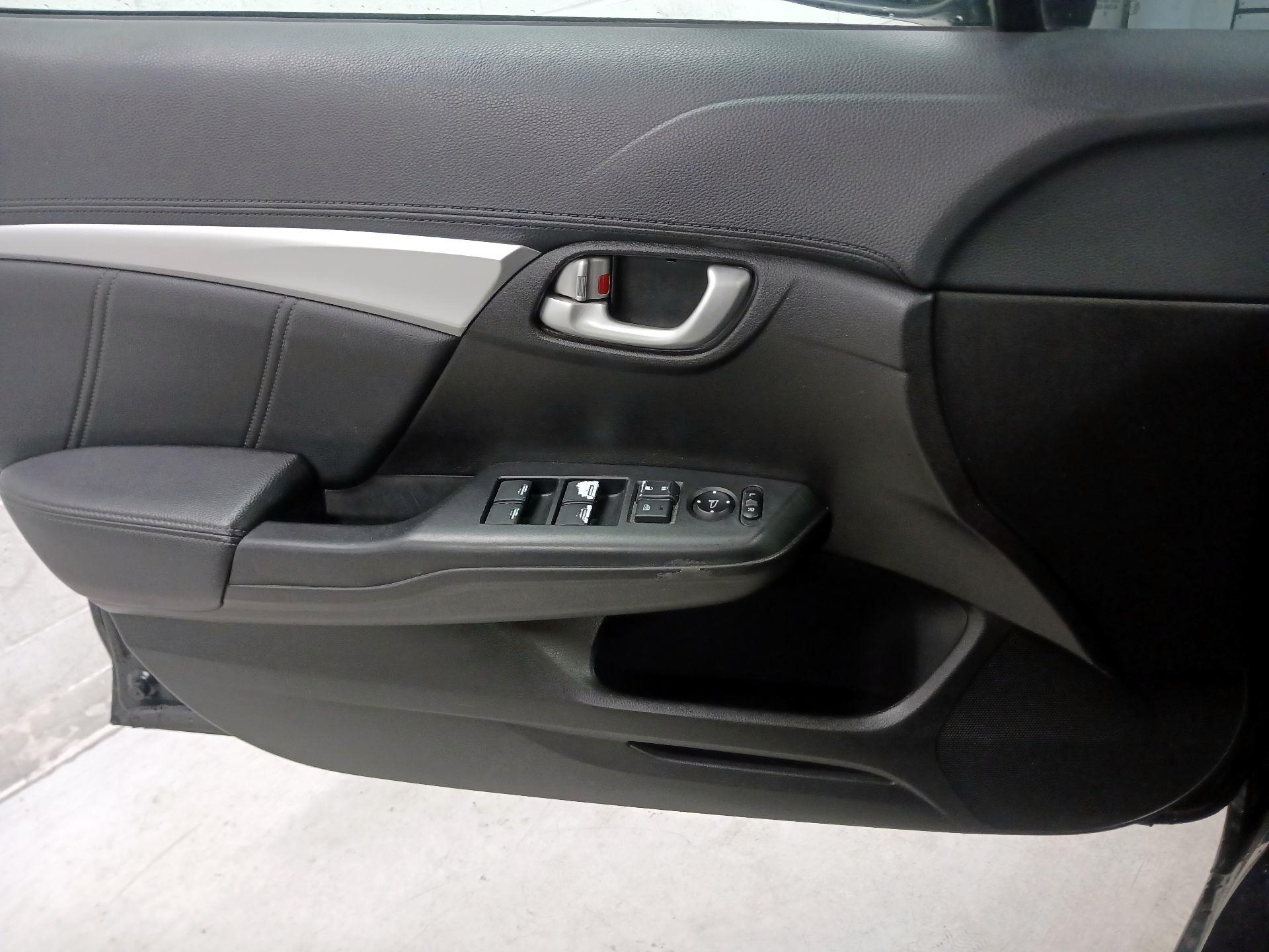 Thumbnail: 2015 Honda Civic - 10