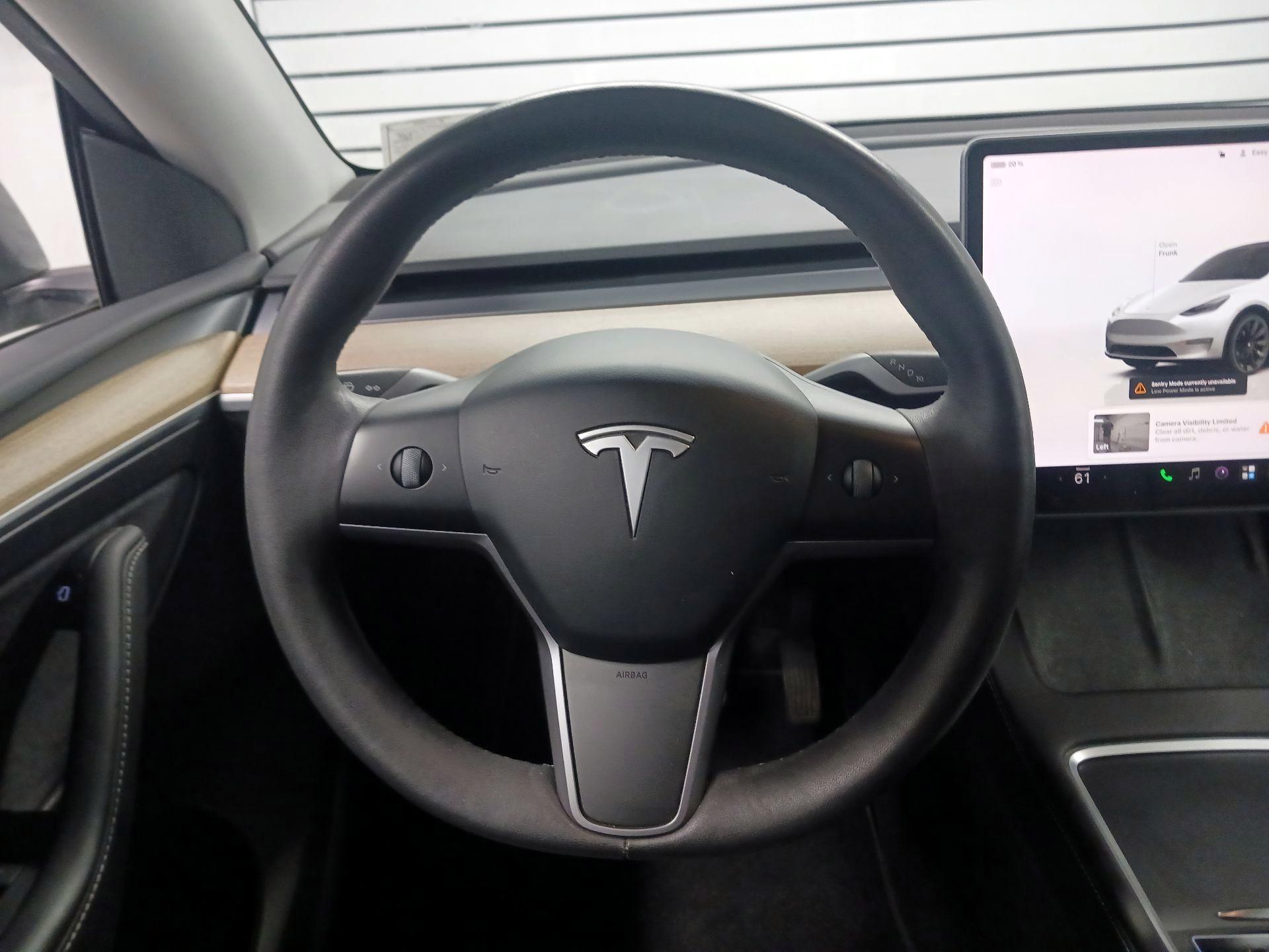 Thumbnail: 2023 Tesla Model Y - 10
